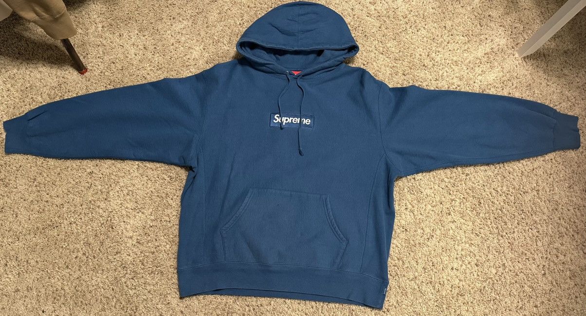 Supreme SUPREME FW23 BLUE BOX LOGO HOODED SWEATSHIRT SIZE LARGE Size US L / EU 52-54 / 3 - 1 Thumbnail