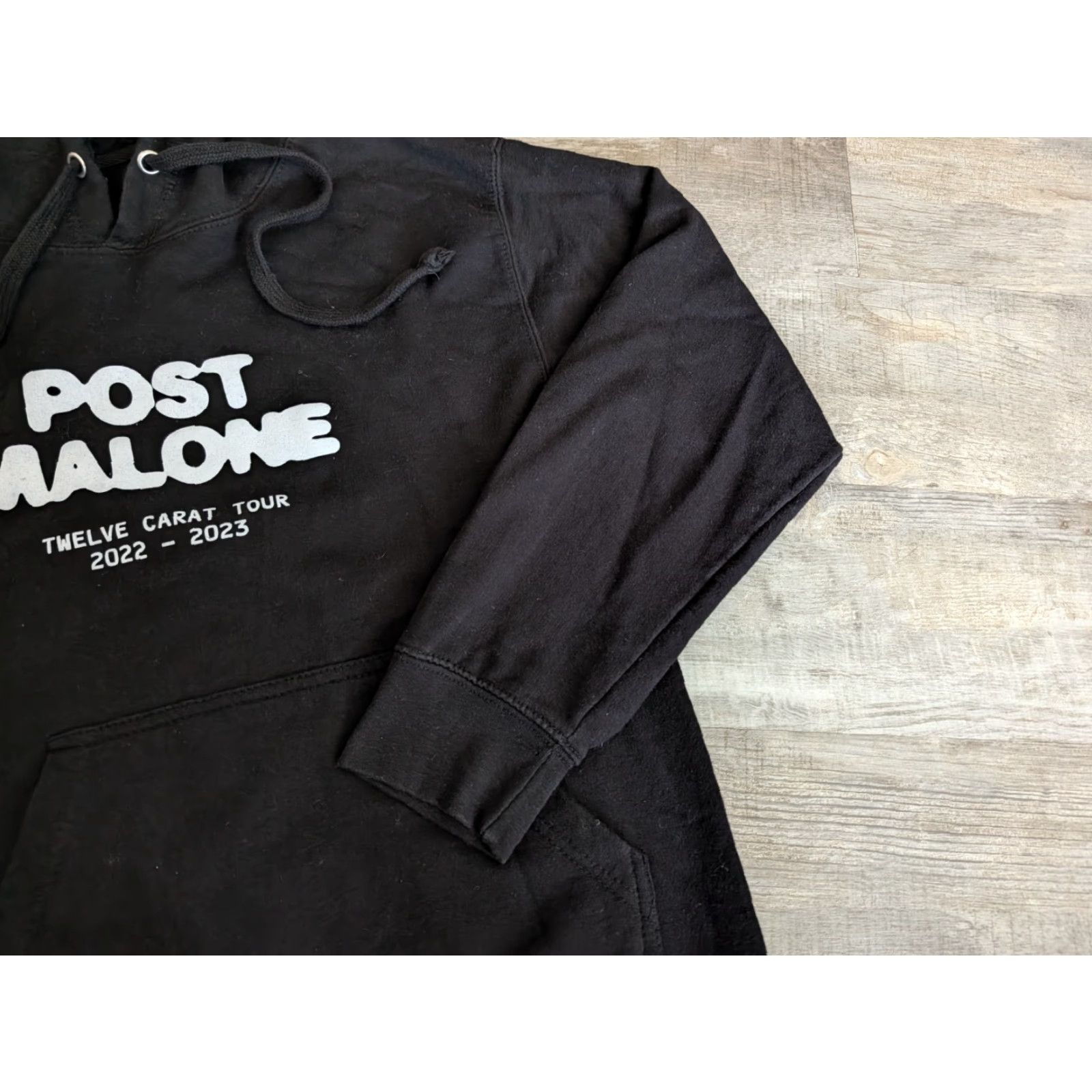 Vintage Official Post Malone Hoodie Tour 2022-23 Twelve Carat Black Men's Small Unisex Adults Hoodie Size US S / EU 44-46 / 1 - 3 Thumbnail