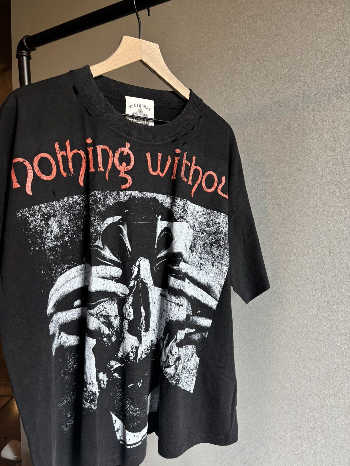 Vertabrae Vertebrae pressure point Tee Size US XXL / EU 58 / 5 - 1 Thumbnail