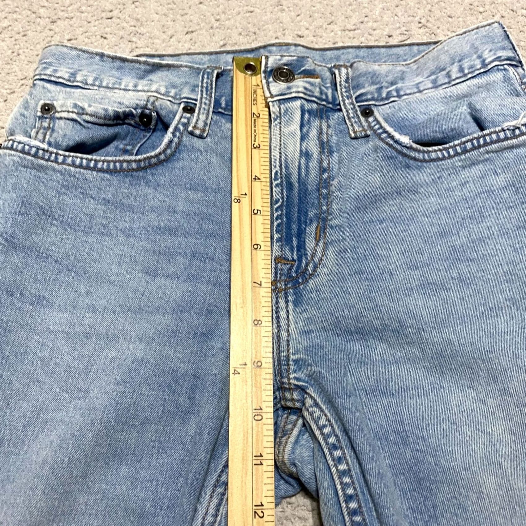 Old Navy Old Navy Jeans Blue Denim Medium Wash 30x32 Regular 5-Pocket Stretch Mid Rise Men's Jeans Size US 30 / EU 46 - 7 Thumbnail