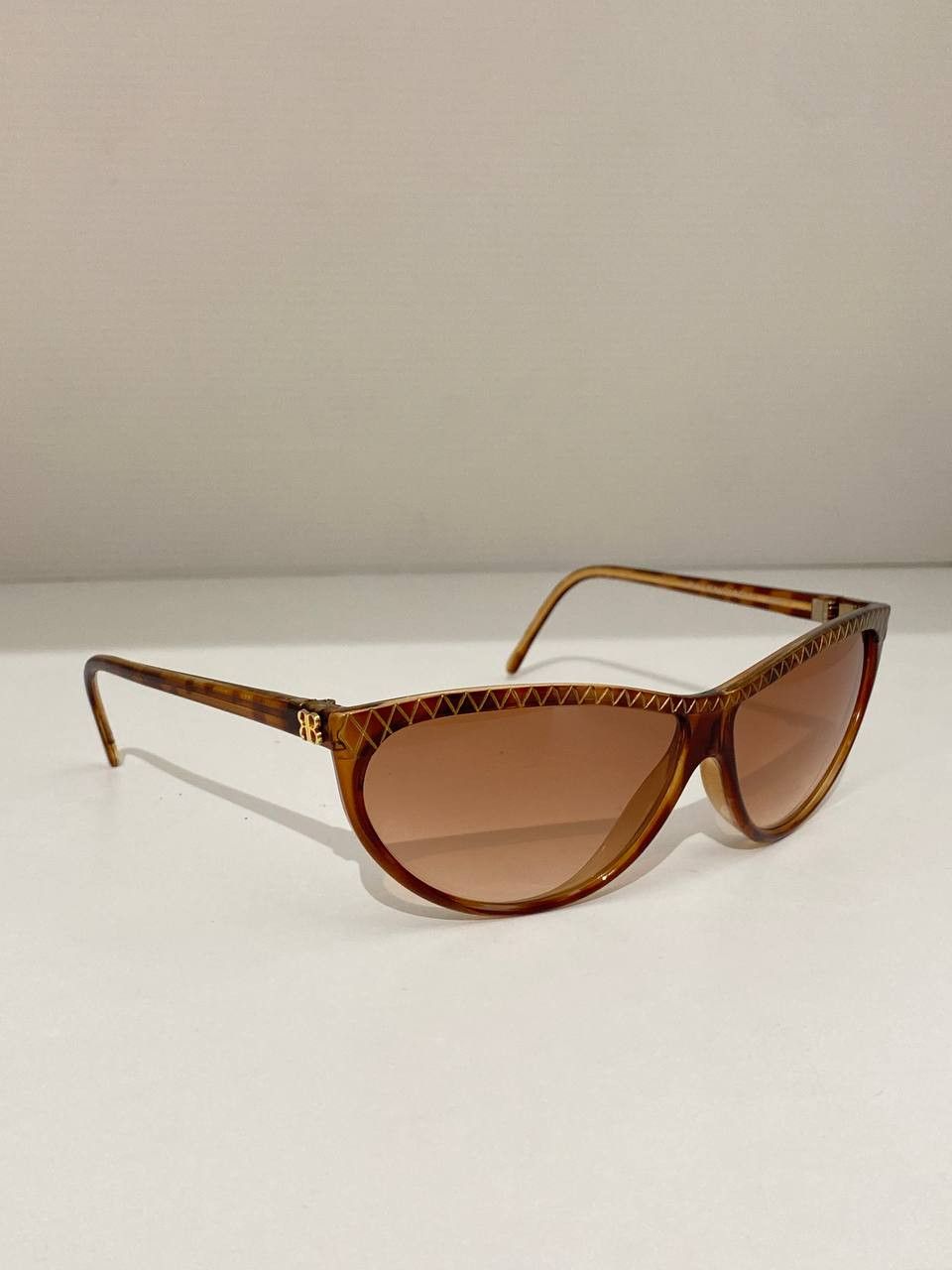 Balenciaga Balenciaga BB Logo Cat Eye Retro Vintage Sunglasses 90s Size ONE SIZE - 2 Thumbnail