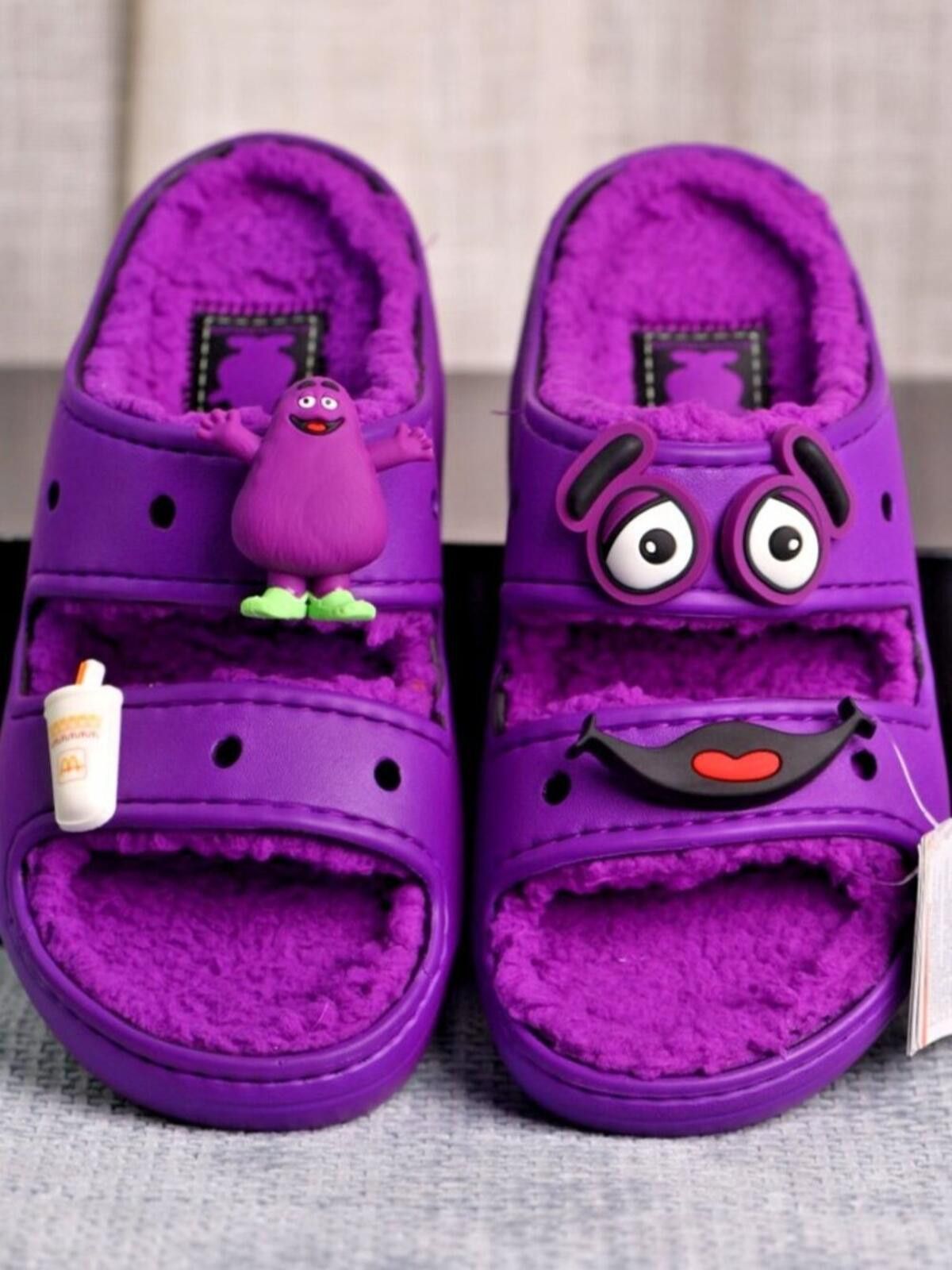 Crocs Crocs McDonald's Classic Cozzzy "Grimace" 209392-510 Size US 6 / IT 36 - 1 Thumbnail