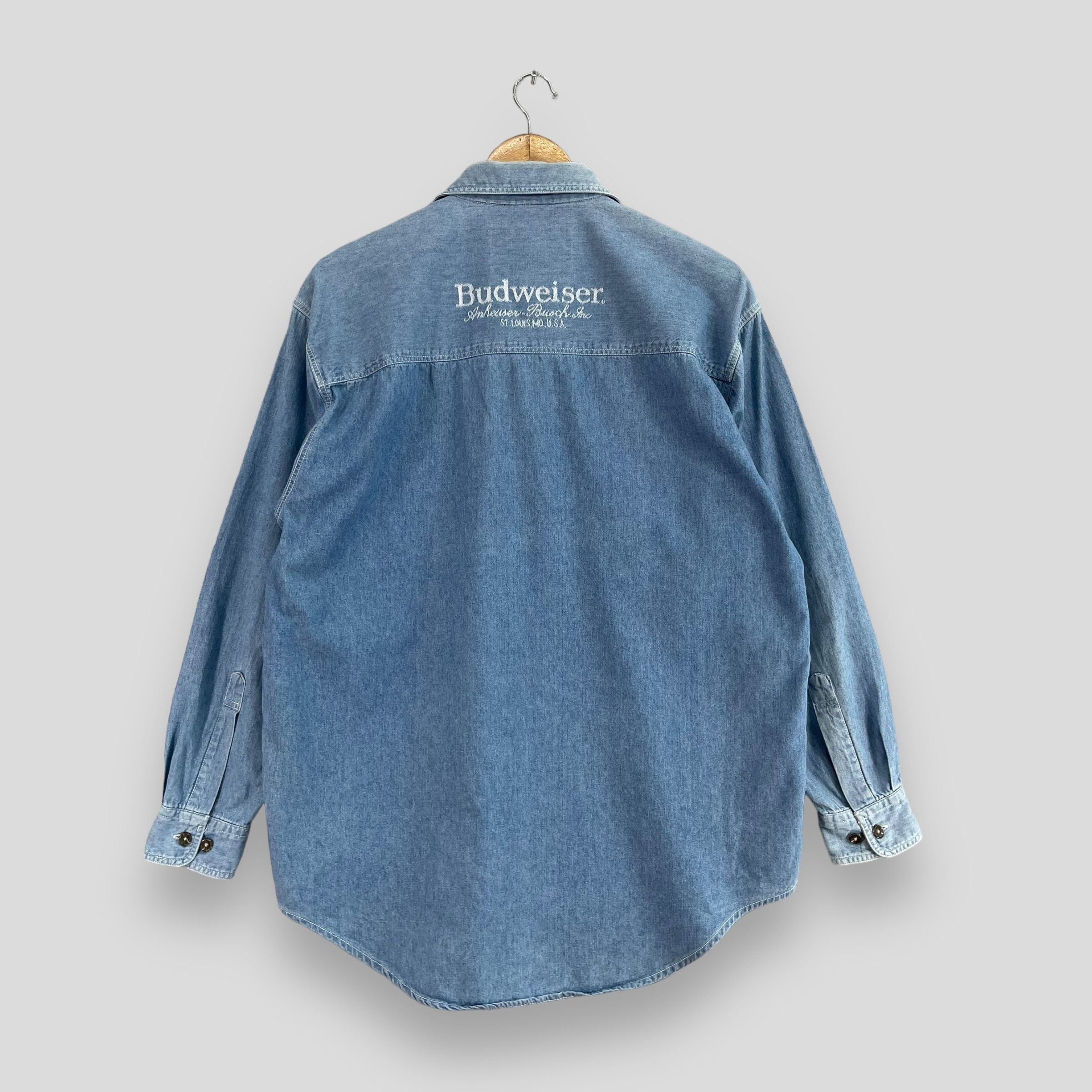Budweiser × Vintage Vintage BUDWEISER Back Hit Denim Worker Sun Faded Shirt Size US L / EU 52-54 / 3 - 9 Thumbnail
