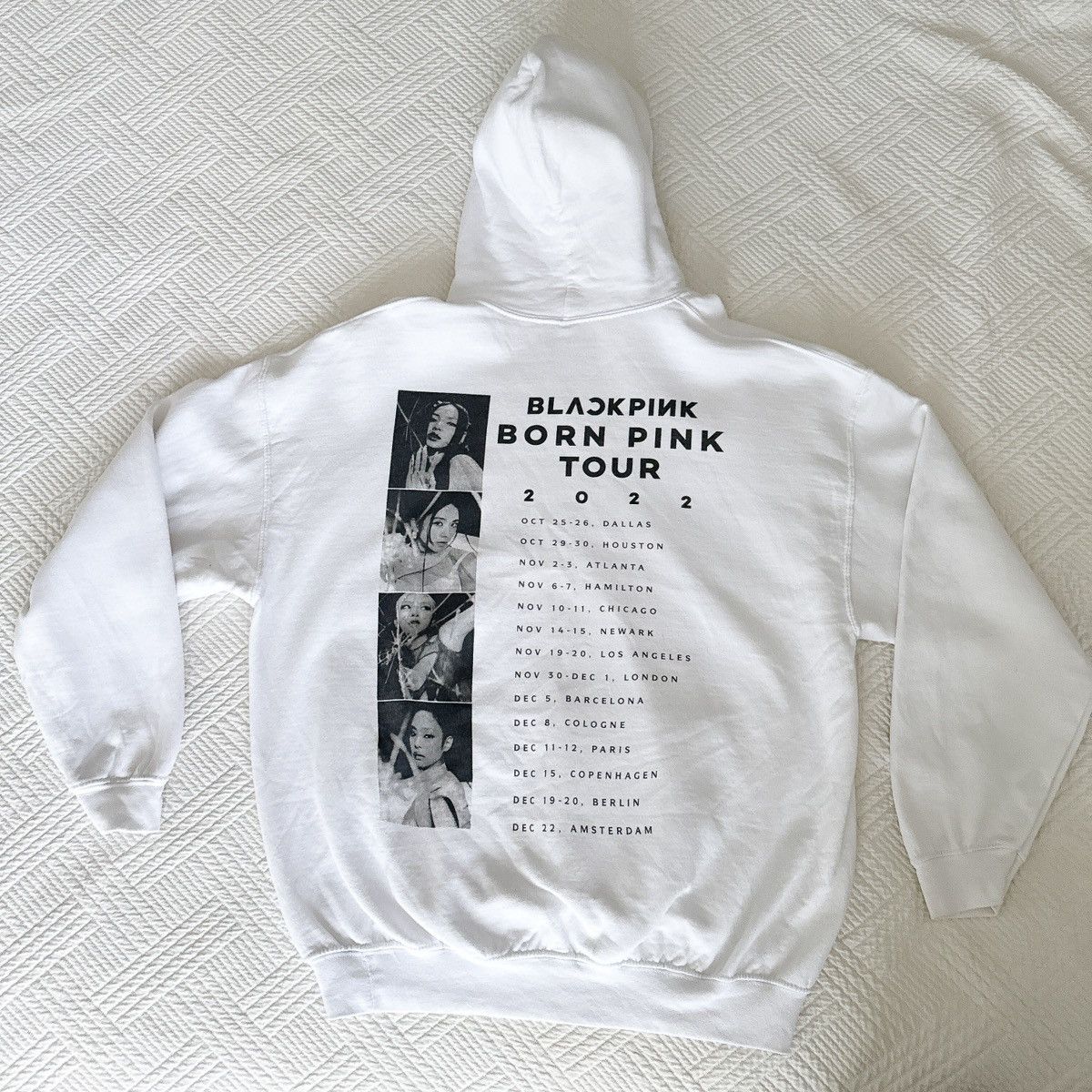 Band Tees × Japanese Brand Blackpink hoodie born pink tour 2022 world tour white XL Size XL / US 12-14 / IT 48-50 - 1 Thumbnail