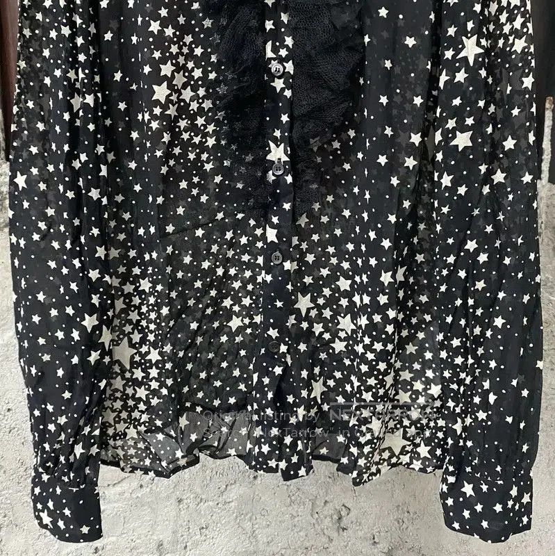 Valentino Valentino Star Print Silk Long Sleeve Shirt . Size XXS / US 00 / IT 34 - 4 Thumbnail