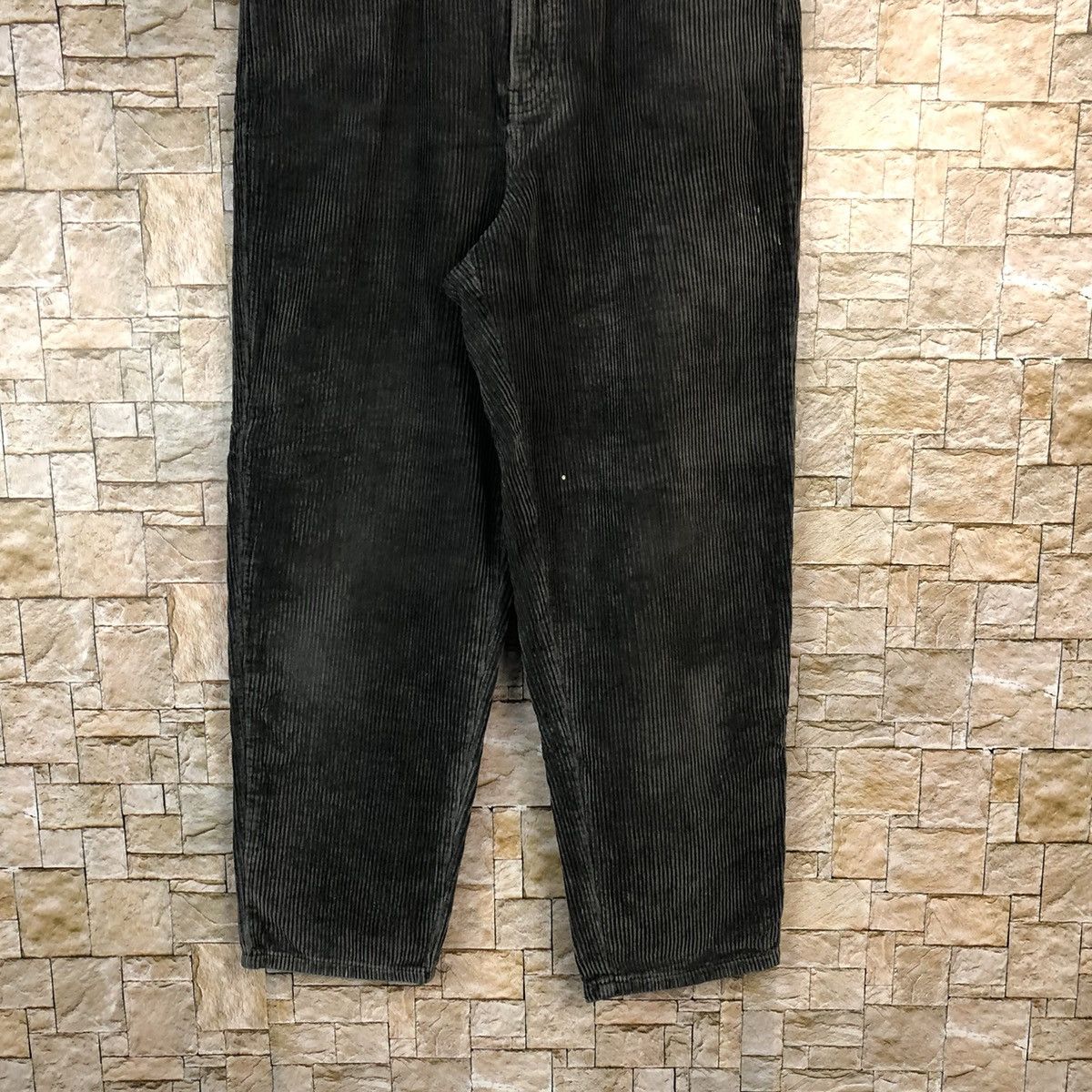 Japanese Brand Japanese Brand Black Conduroy Pants #A1033 Size 26" / US 2 / IT 38 - 3 Thumbnail