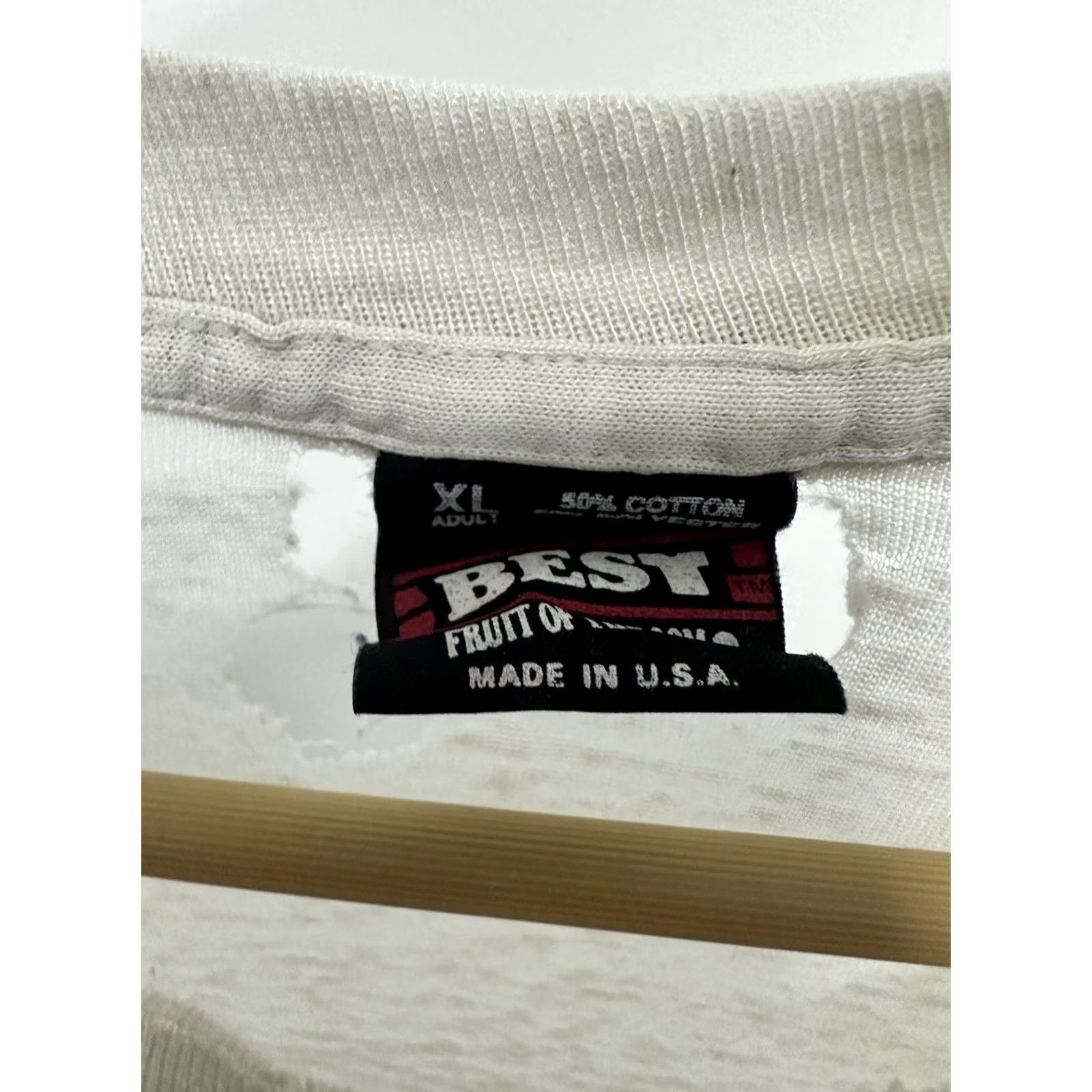 Fruit Of The Loom VTG McSorley’s Ale House Bar NY Pub Paper Thin Burnout Worn T-Shirt XL Mens White Nike Shirt Size US XL / EU 56 / 4 - 3 Thumbnail