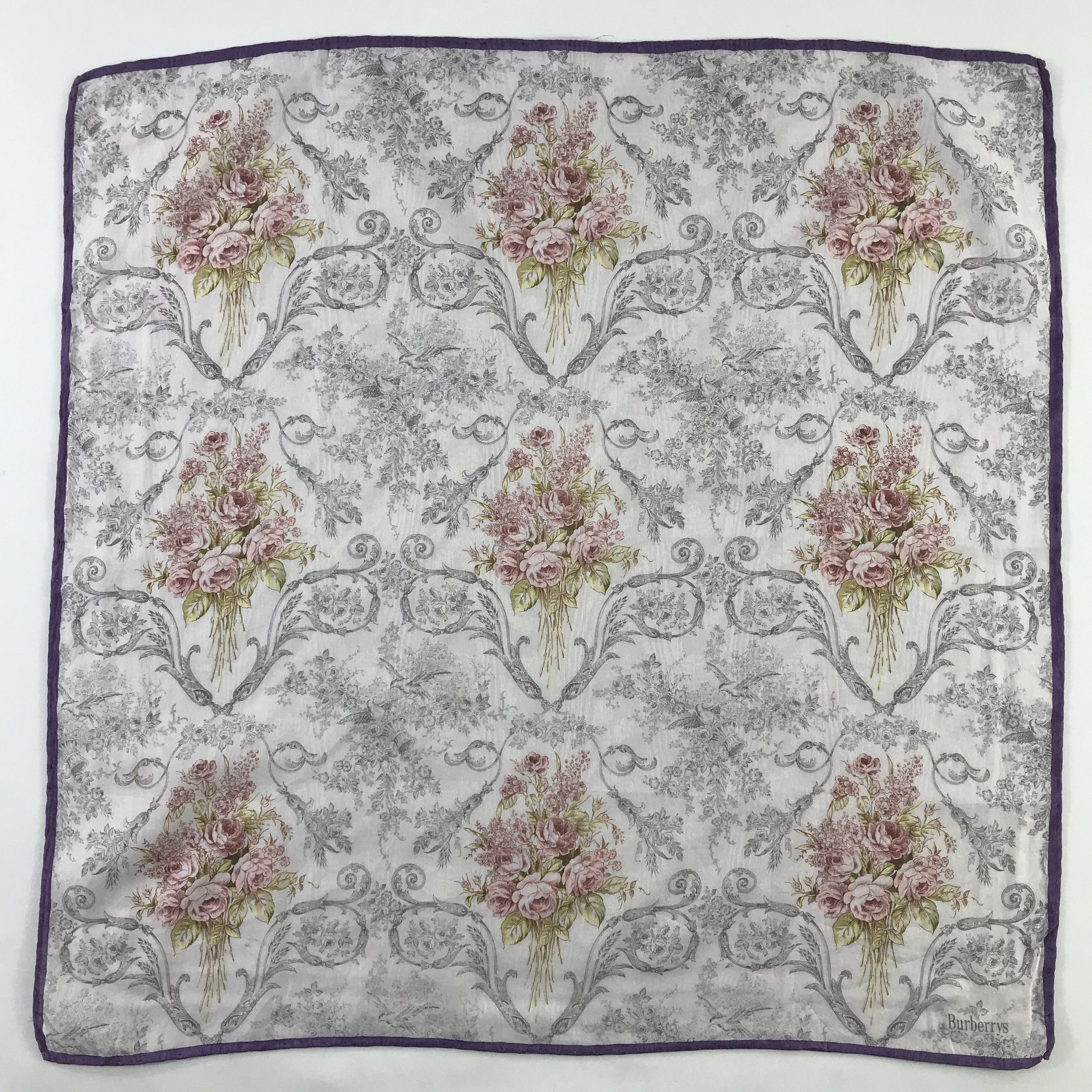 Burberry × Vintage Burberry Bandana / Handkerchief / Neckerchief - S432 Size ONE SIZE - 1 Thumbnail