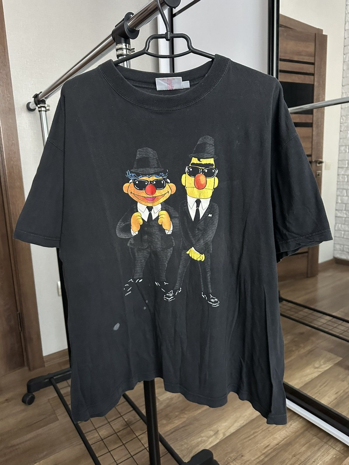 Vintage Sesame Street Jim Henson Man In Black Vintage Movie T-Shirt Size US L / EU 52-54 / 3 - 3 Thumbnail