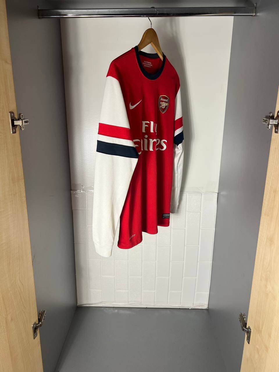Nike VINTAGE NIKE FC ARSENAL LONDON ENGLAND SOCCER JERSEY RETRO Size US M / EU 48-50 / 2 - 4 Thumbnail