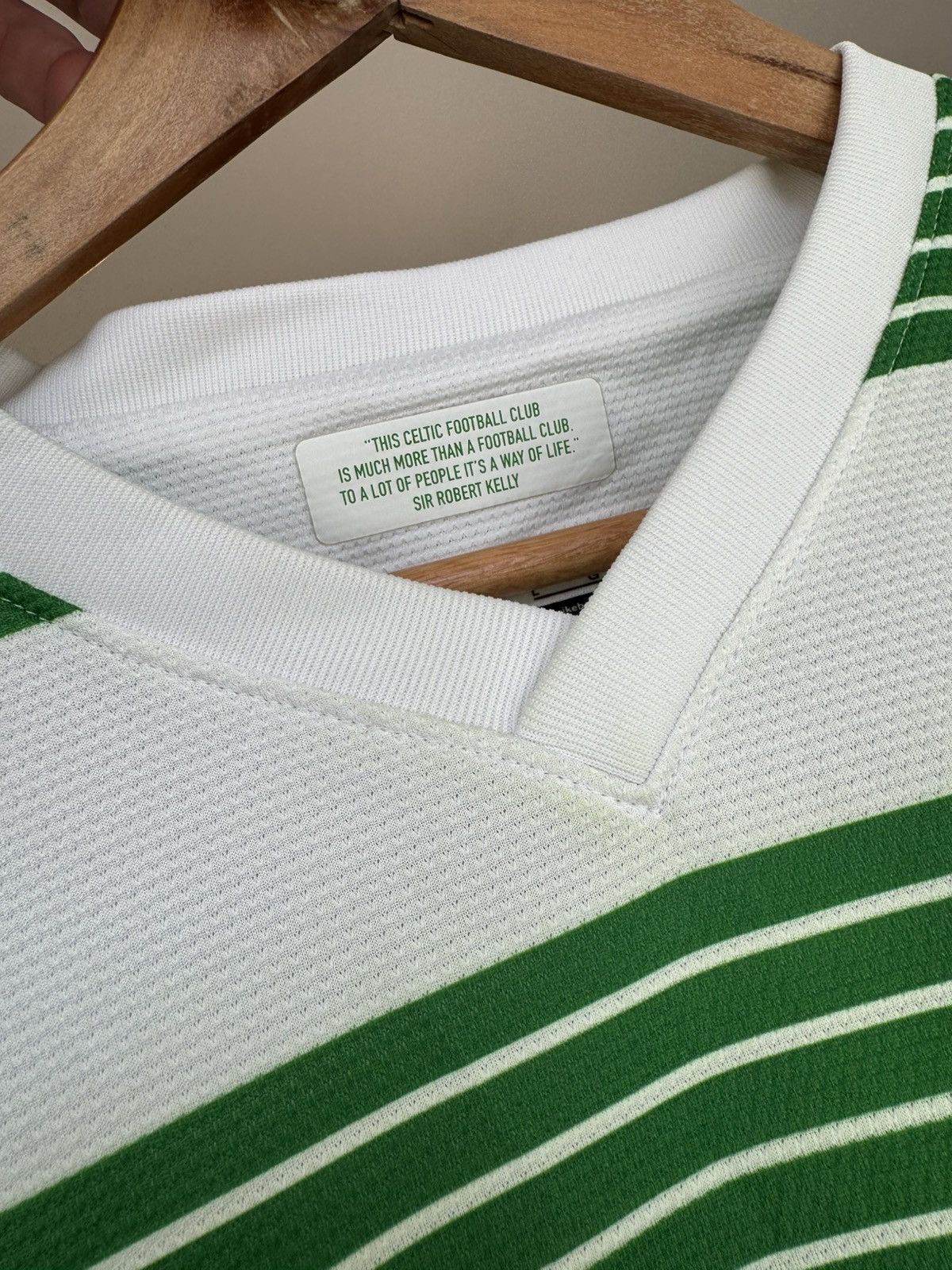 Nike Johansen #25 Celtic 2013-2014 Home Soccer Longsleeve Jersey Size US L / EU 52-54 / 3 - 14 Thumbnail