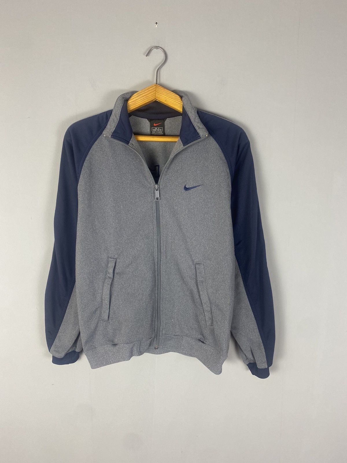 Nike × Vintage Vintage 90s Nike sweatshirt big logo Size US XS / EU 42 / 0 - 1 Thumbnail