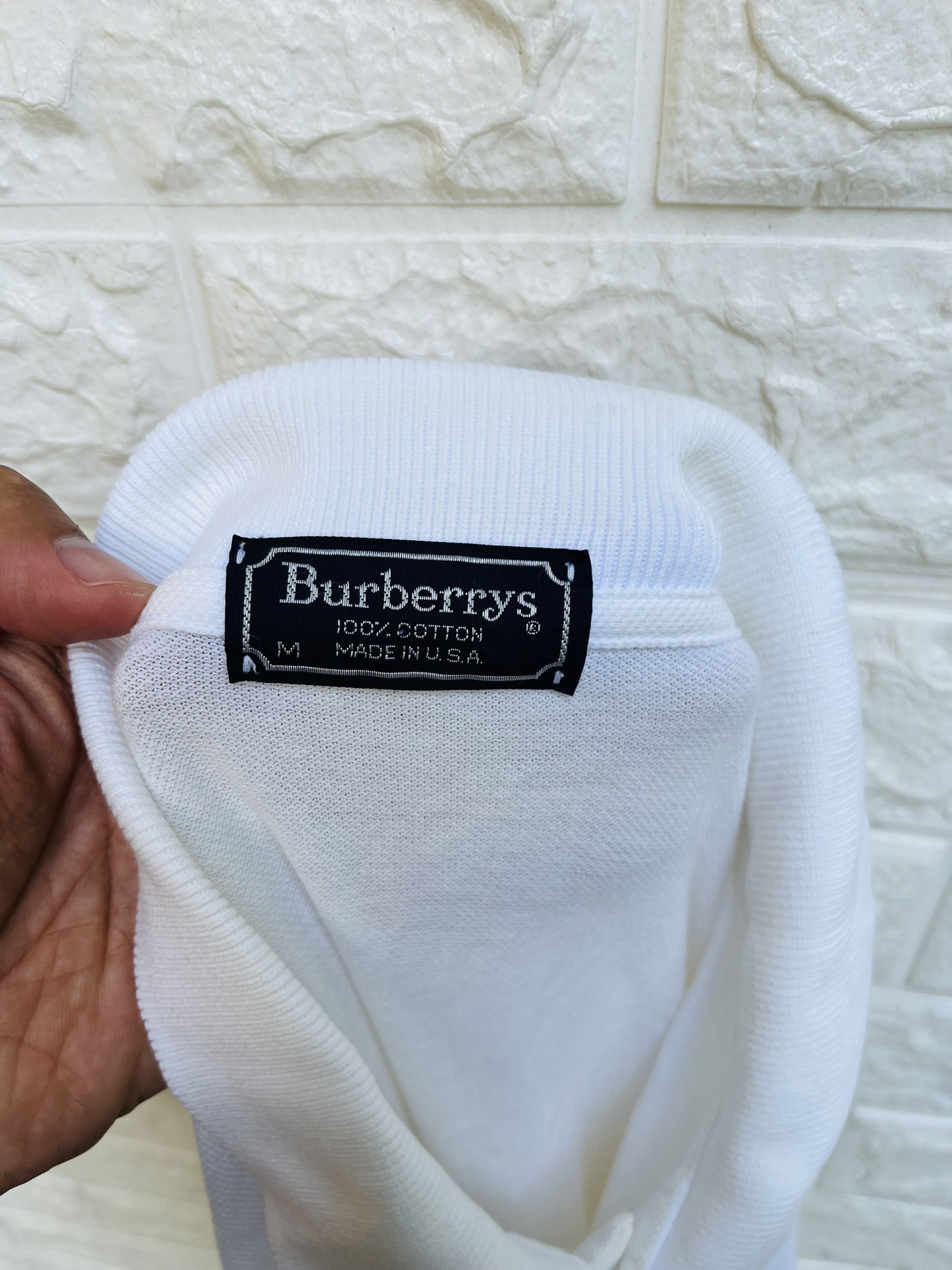 Burberry × Japanese Brand × Vintage Vintage Burberry White Designer Fashion Style Size US L / EU 52-54 / 3 - 8 Thumbnail