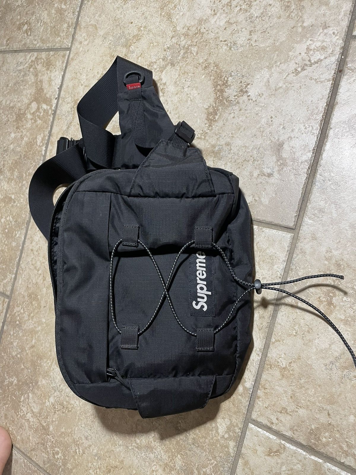 Supreme fanny pack bag