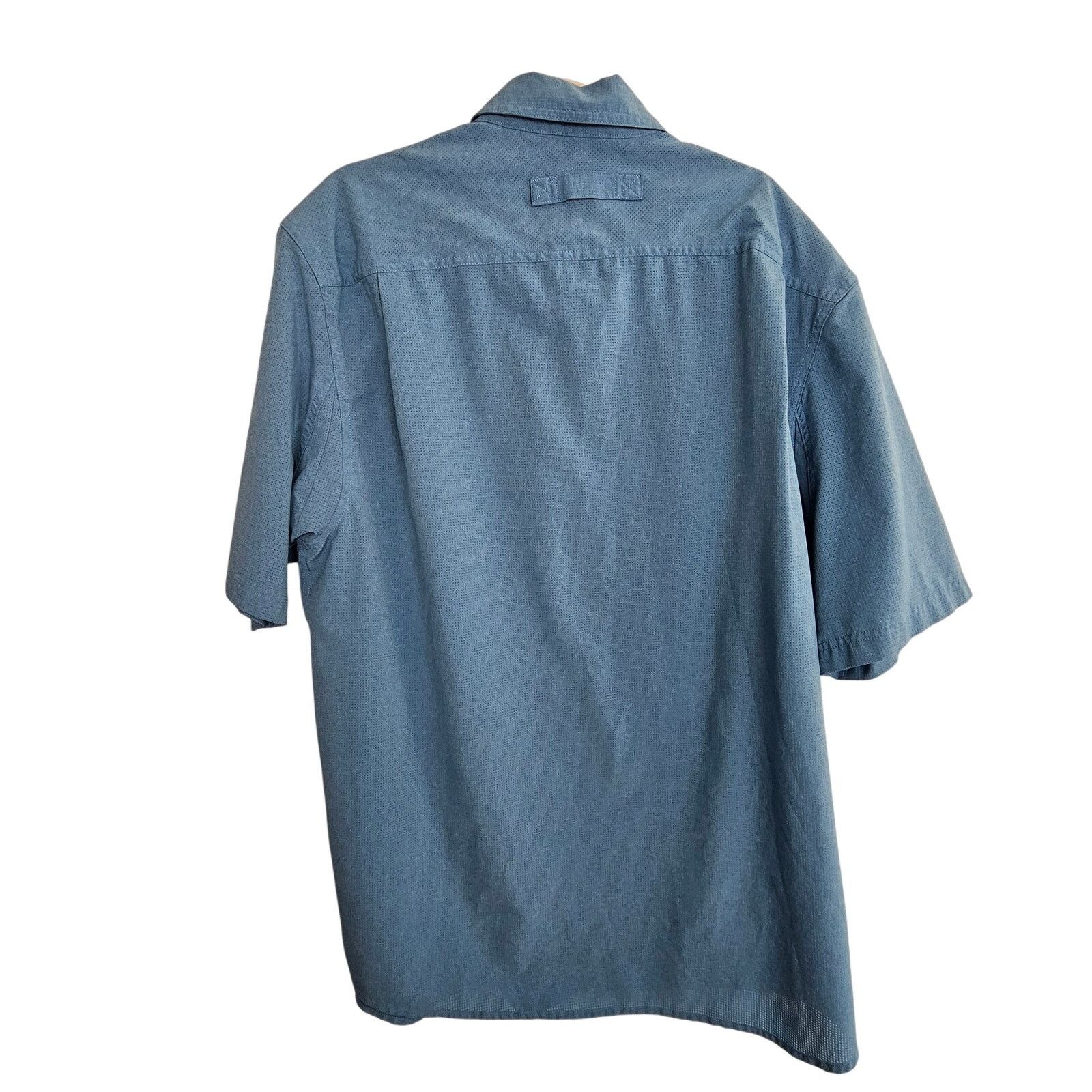 Duluth Trading Company Duluth Trading Co Mens Perforated Vented Shirt LT Gorpcore Size US L / EU 52-54 / 3 - 7 Thumbnail