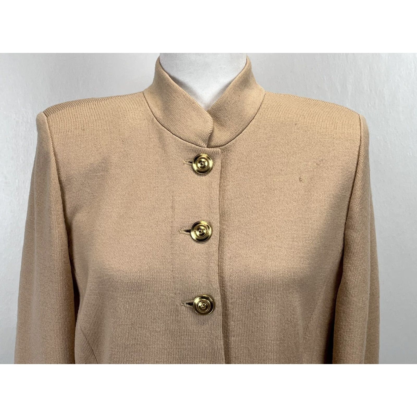 St. John VINTAGE St. John Collection Knit Cardigan Sweater Sz 10 Tan Long Sleeve Womens Size L / US 10 / IT 46 - 5 Thumbnail