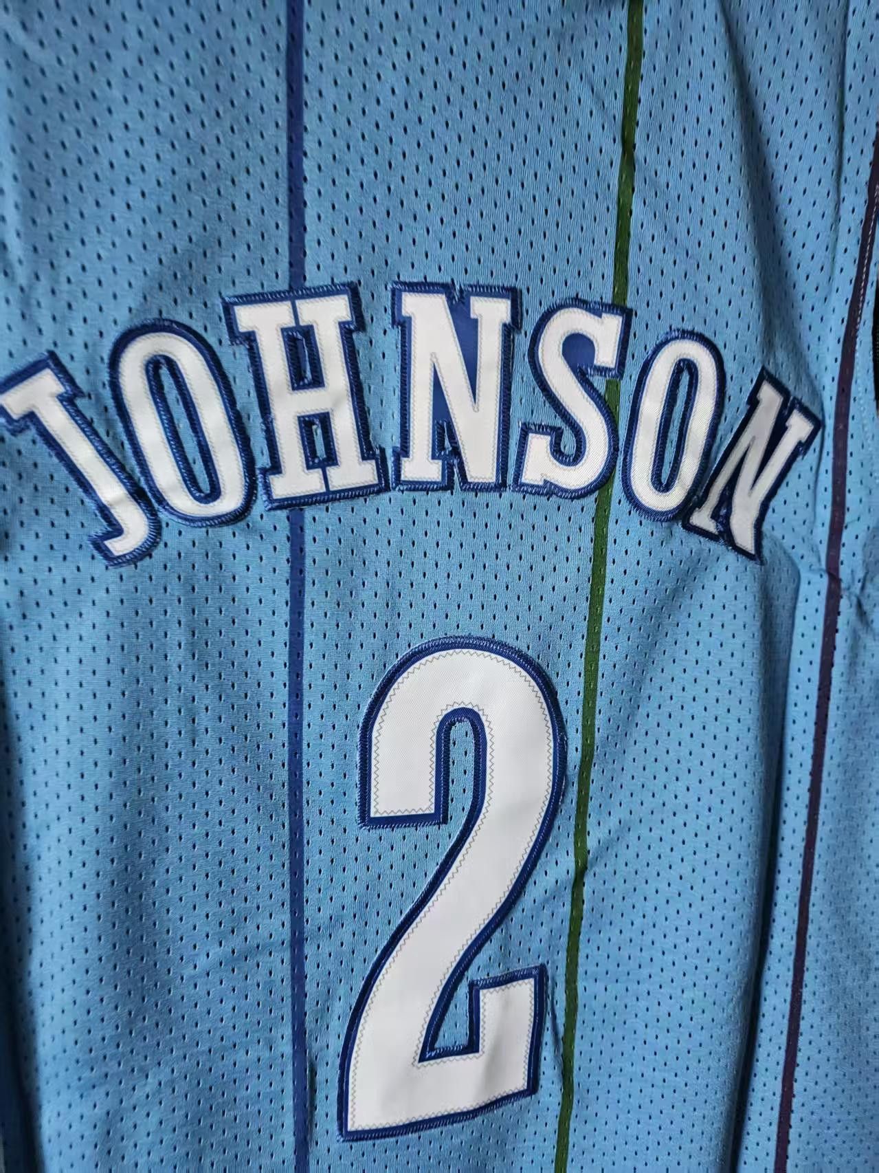 NBA Charlotte Hornets 2 Larry Johnson Jersey Blue Size US S / EU 44-46 / 1 - 4 Thumbnail