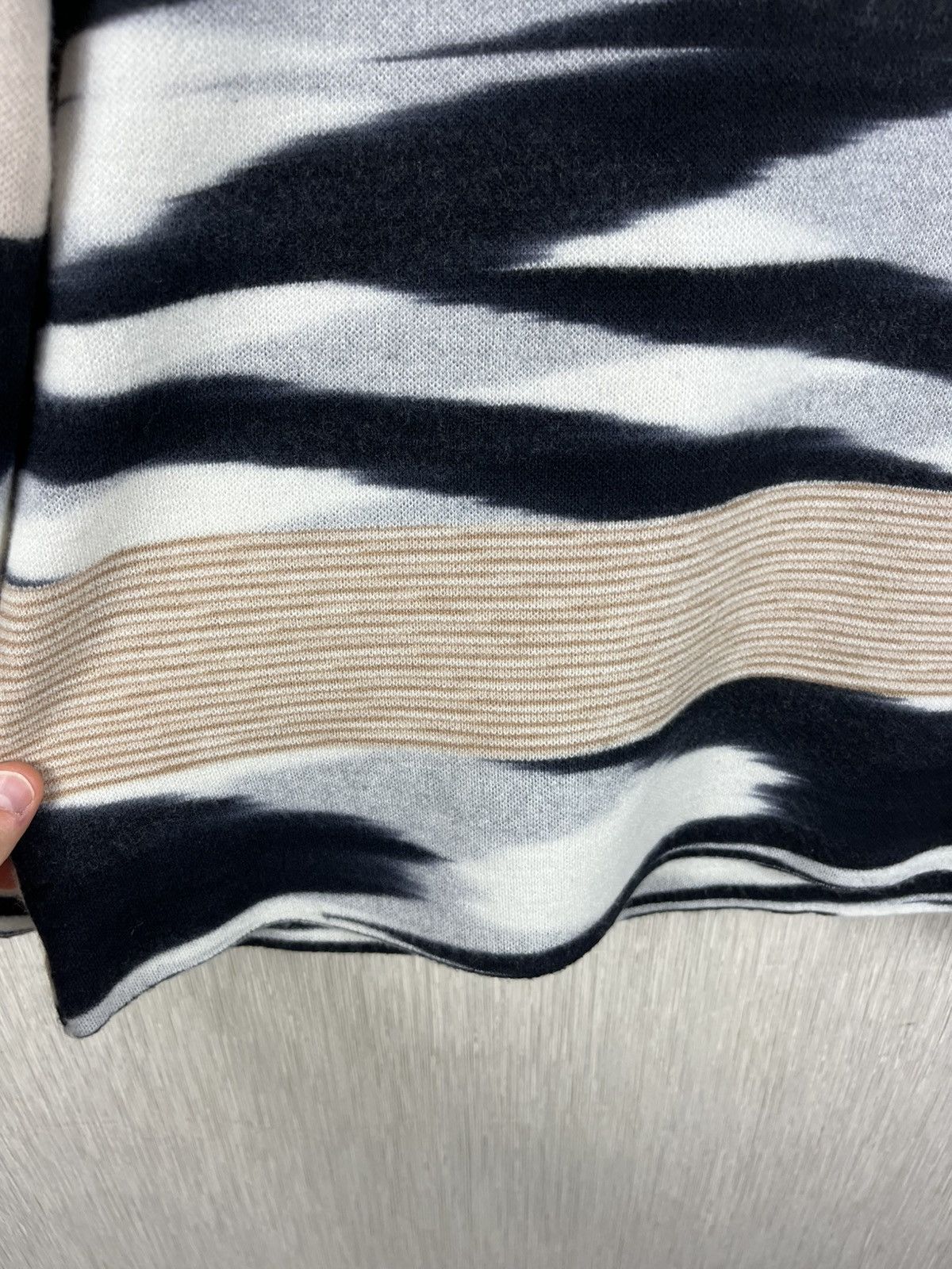Designer × Missoni Missoni wool zebra patterned turtleneck sweater luxury Size M / US 6-8 / IT 42-44 - 10 Thumbnail