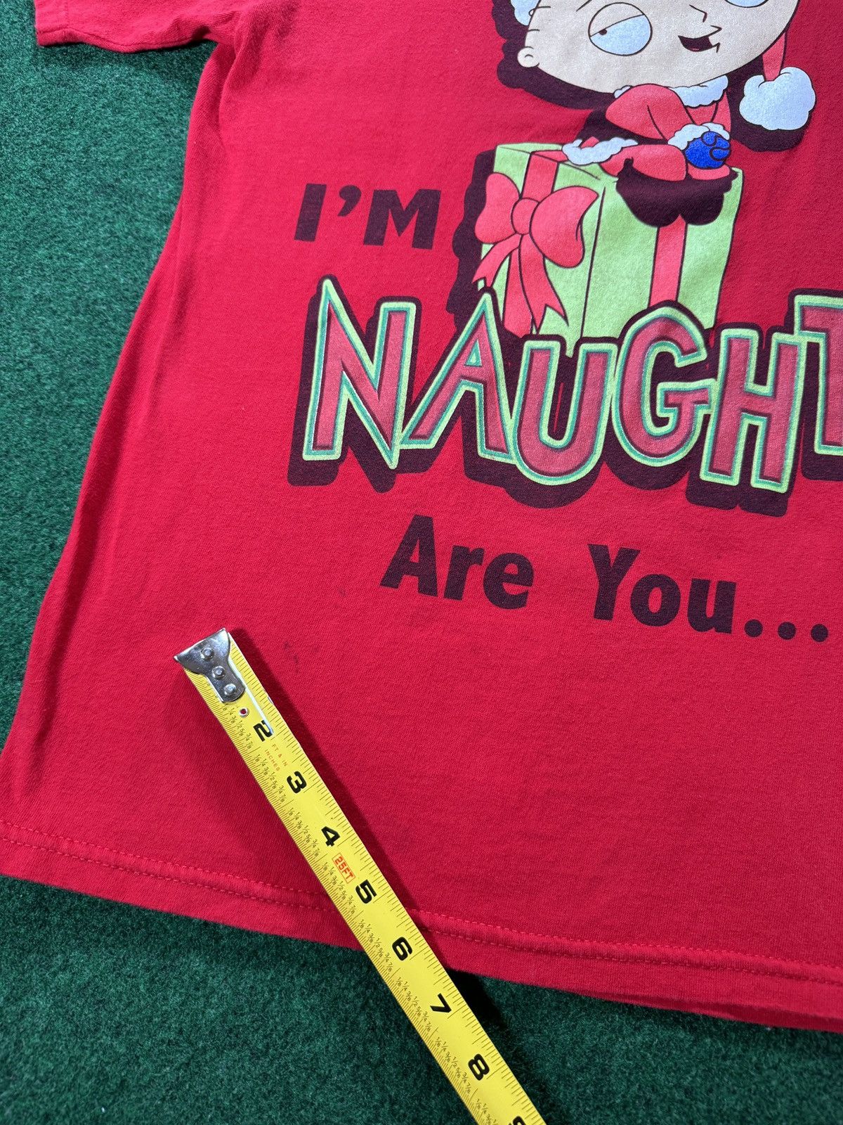 Vintage Y2K Family Guy Christmas Stewie I’m Naughty Med Red T Shirt Size US M / EU 48-50 / 2 - 8 Thumbnail