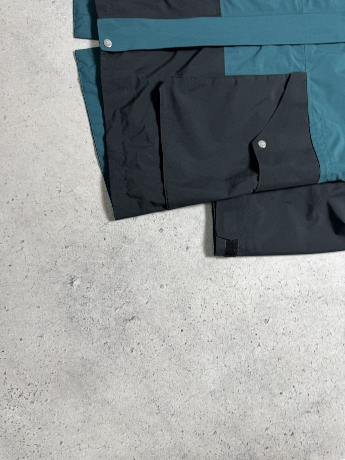 Marmot Marmot Gore-Tex Nylon Windbreakers Jacket Size L Size US L / EU 52-54 / 3 - 4 Thumbnail