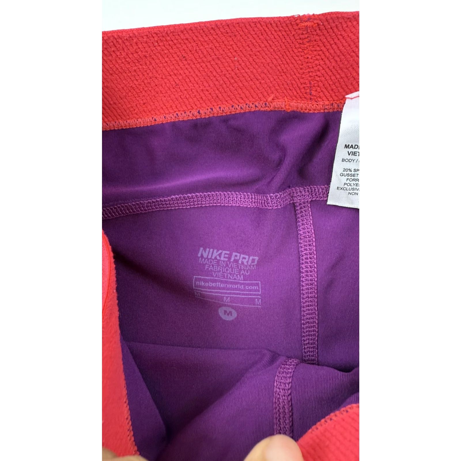 Nike VINTAGE Nike Pro Dri-FIT Capris Womens Medium Purple Pink Athletic Compression Pants Size 32" / US 10 / IT 46 - 3 Thumbnail