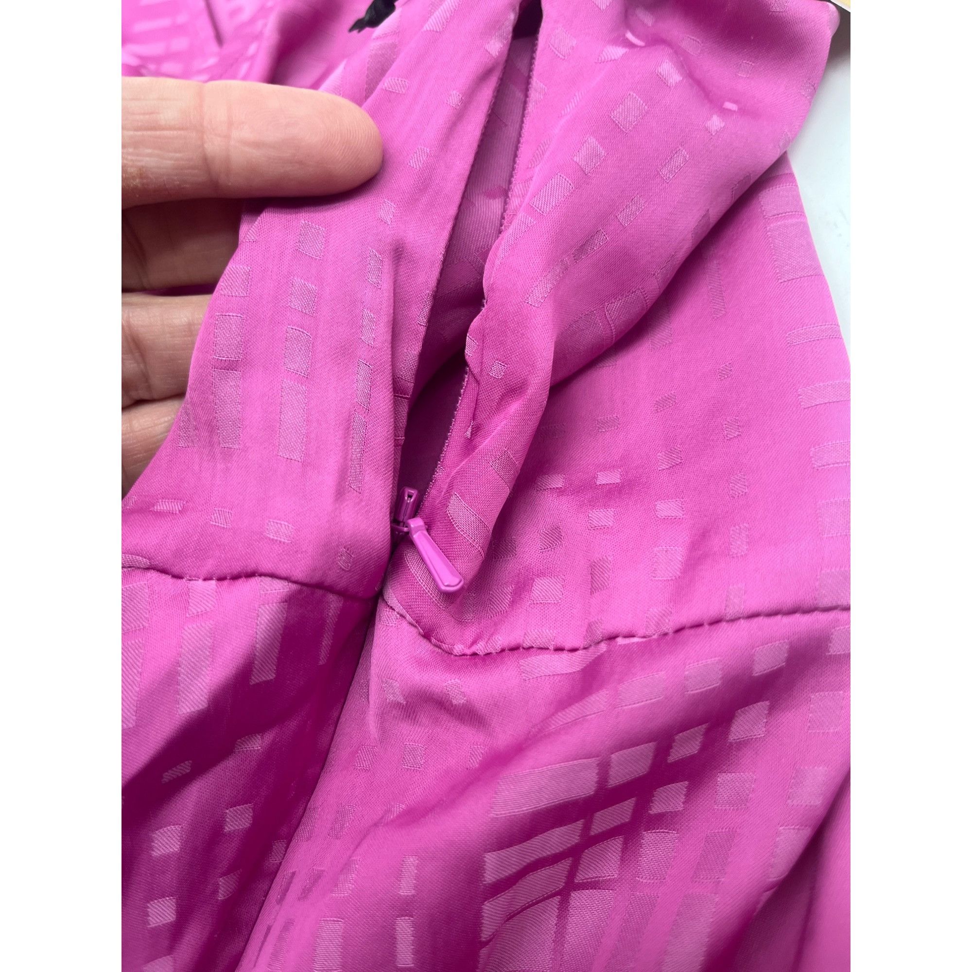 Other Halogen Twist Front Top, Pink Rosebud, Sz. S Size S / US 4 / IT 40 - 15 Thumbnail