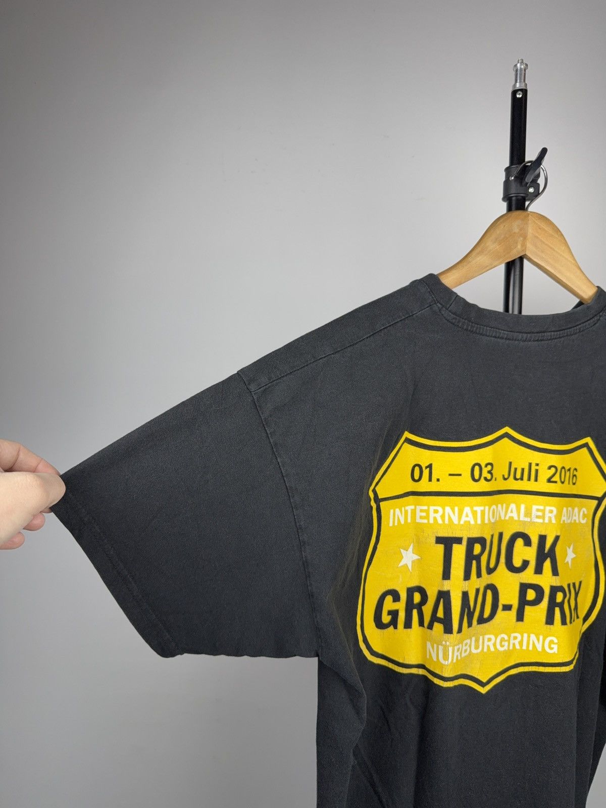 Vintage Truck Grand Prix Nurburgring 2016 MAN Racing T-Shirt Size US L / EU 52-54 / 3 - 14 Thumbnail