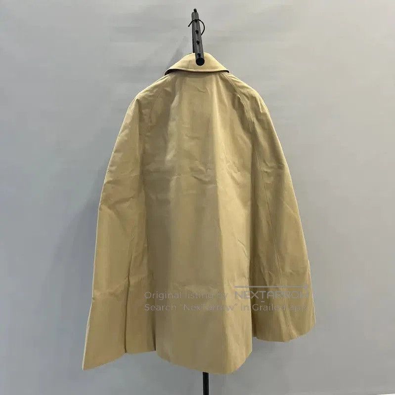Burberry Burberry Khaki Long Trench Coat for Women. Size S / US 4 / IT 40 - 2 Thumbnail