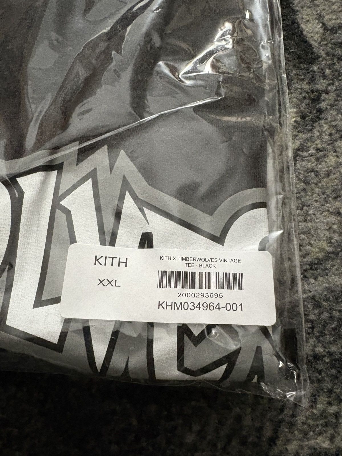 Kith × NBA KITH X TIMBERWOLVES VINTAGE TEE - BLACK Size US XXL / EU 58 / 5 - 3 Thumbnail