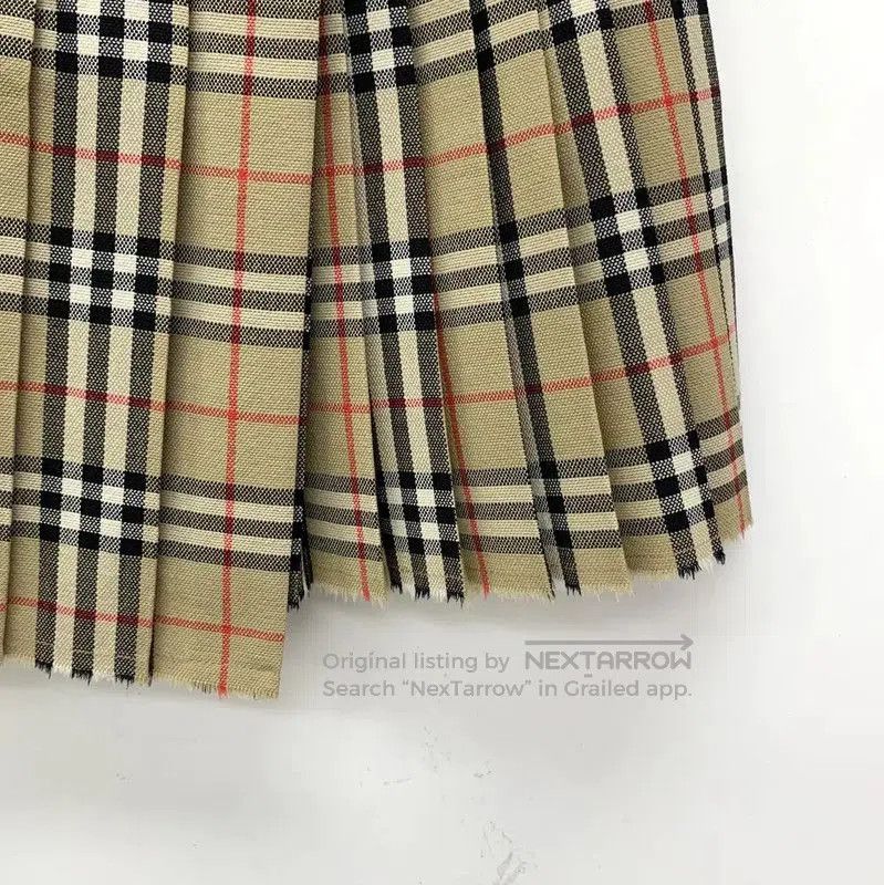 Burberry Burberry Brown Wool Women's Skirt. Size 23" - 4 Thumbnail