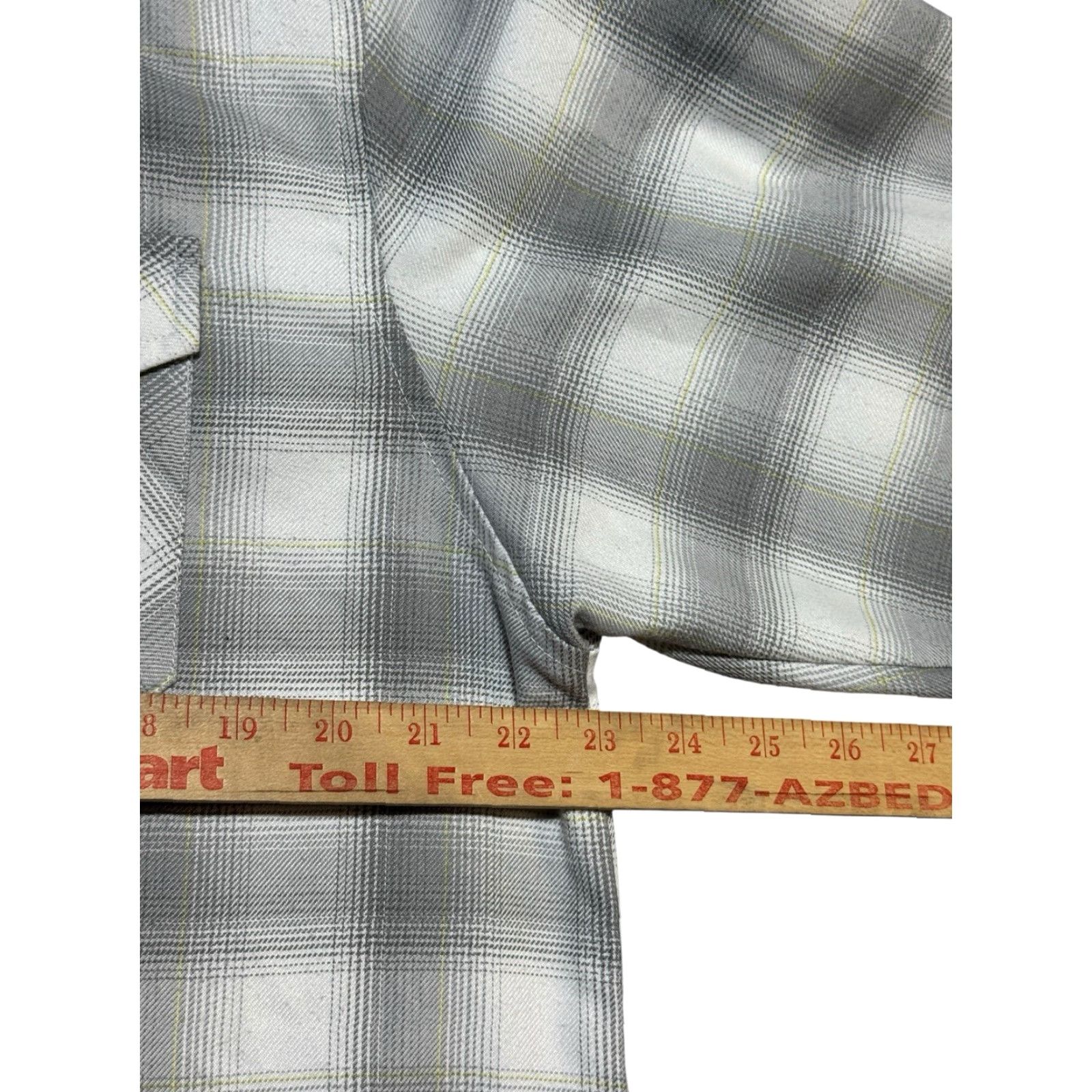 CO Dixxon Flannel Co Travis Tritt Set In Stone Shirt L Gray Plaid Button-Up Long Sleeve Mens Regular Pocketed 90s Vintage? Wait Size US L / EU 52-54 / 3 - 5 Thumbnail