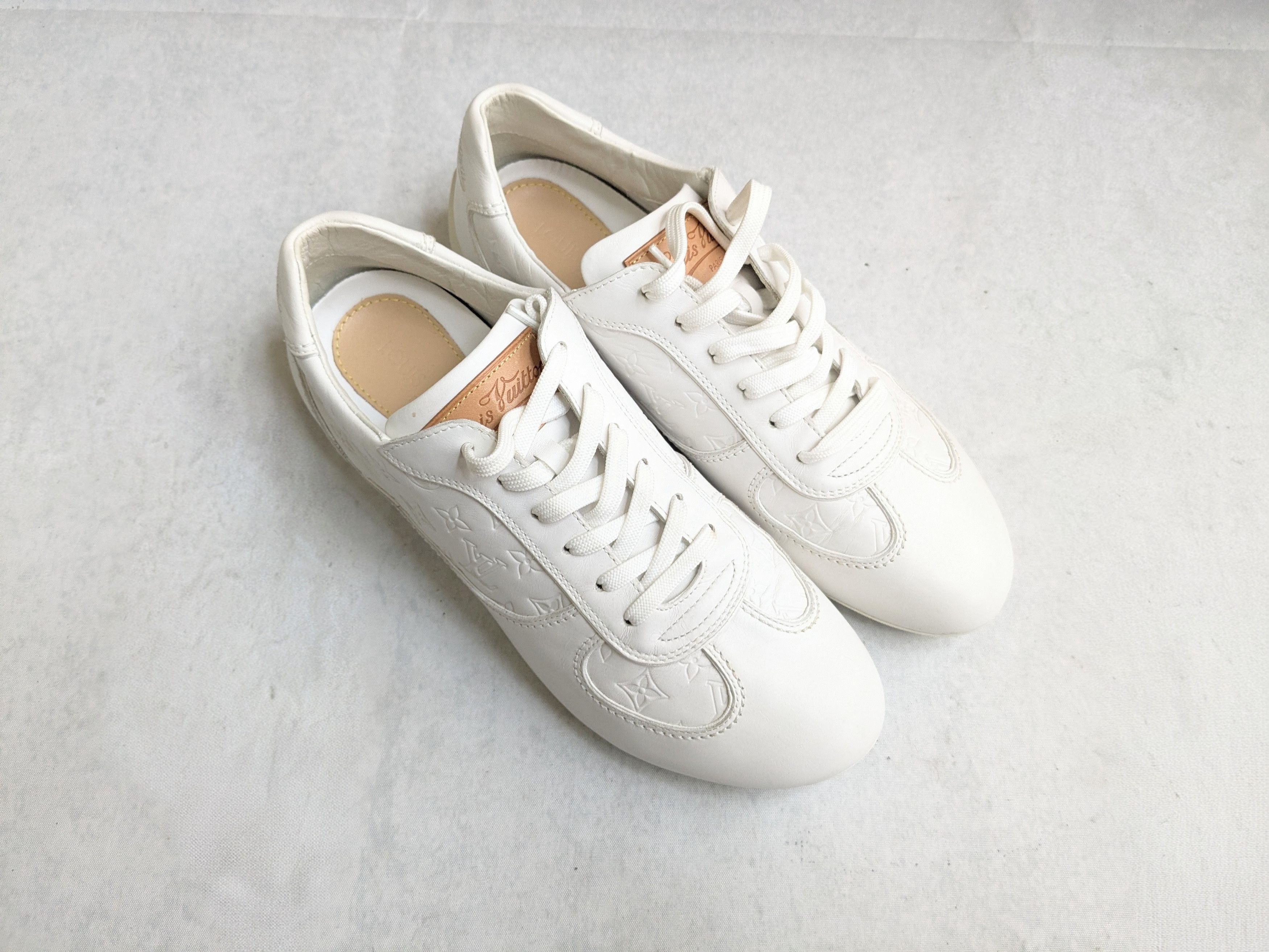Louis Vuitton Louis Vuitton Sneakers White 7.5 Monogram Logo High Tops Size US 7.5 / EU 40-41 - 4 Thumbnail