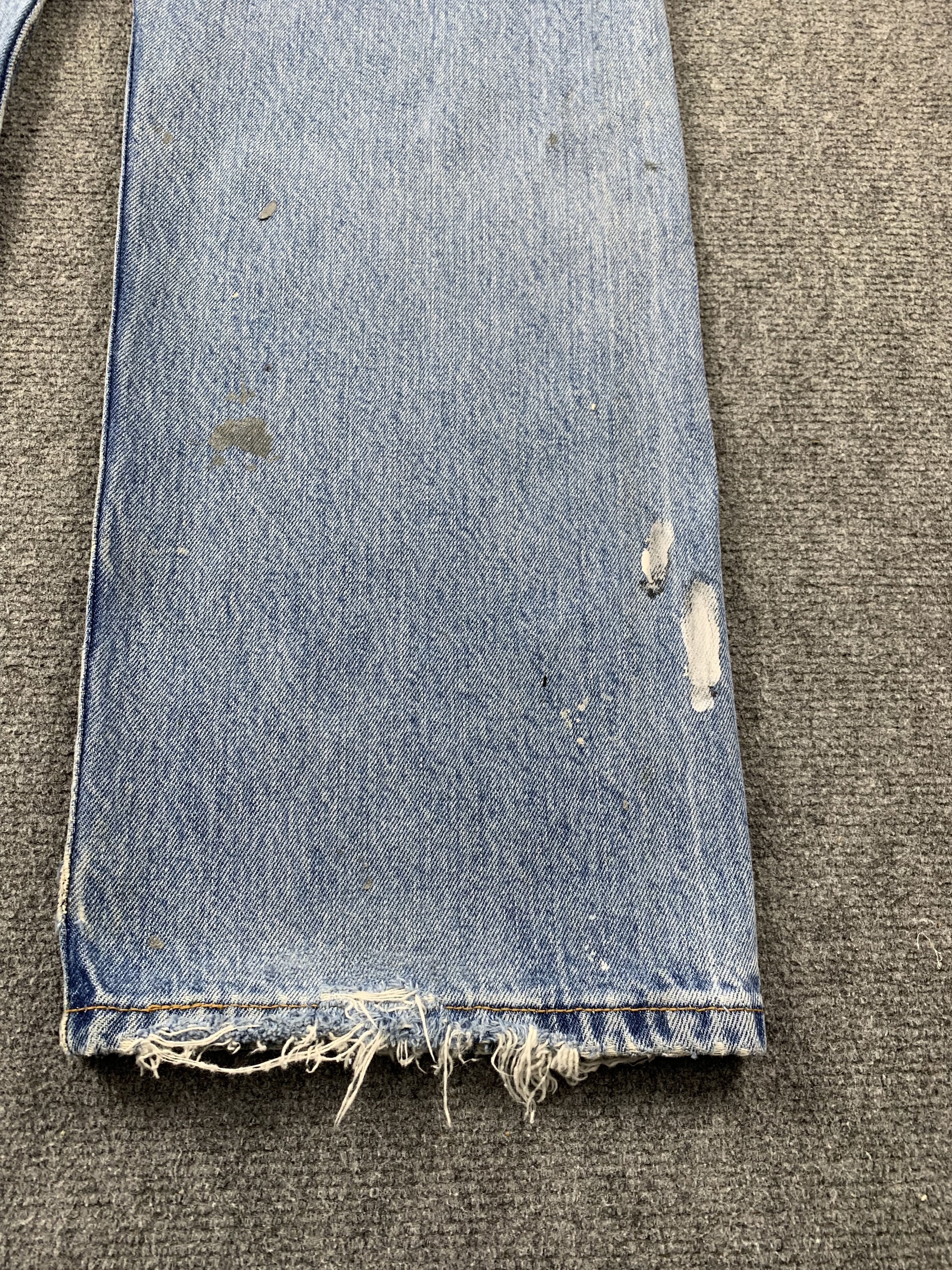 Levi's Vintage Levis 501 Splatter Paint Faded Blue Jeans DP2000 Size US 34 / EU 50 - 18 Thumbnail