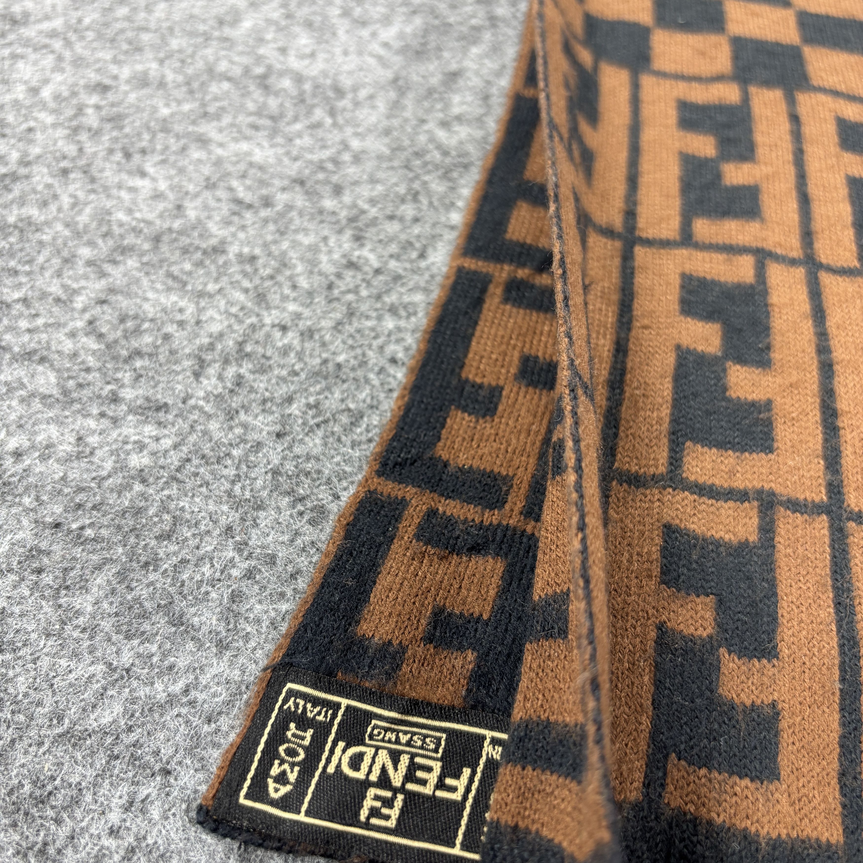 Fendi × Vintage GF10729 Fendi Scarf Neck Wear Muffler Nova Check Size ONE SIZE - 5 Thumbnail