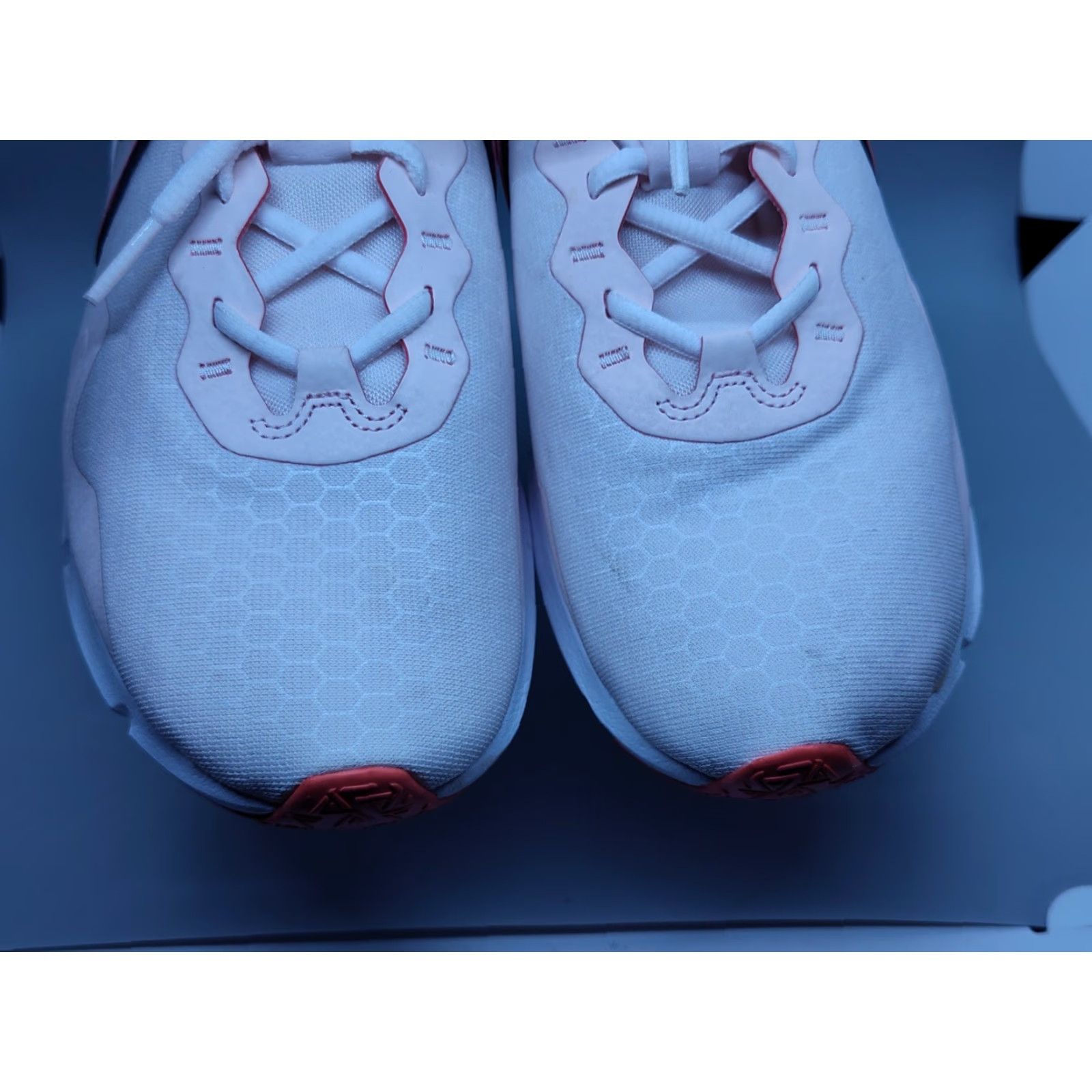 Nike Nike Legend Essential 2 Athletic Sneakers Women's Size 8.5 Light Soft Pink Lace Up Comfort Breathable 2022 Size US 9 / IT 39 - 3 Thumbnail