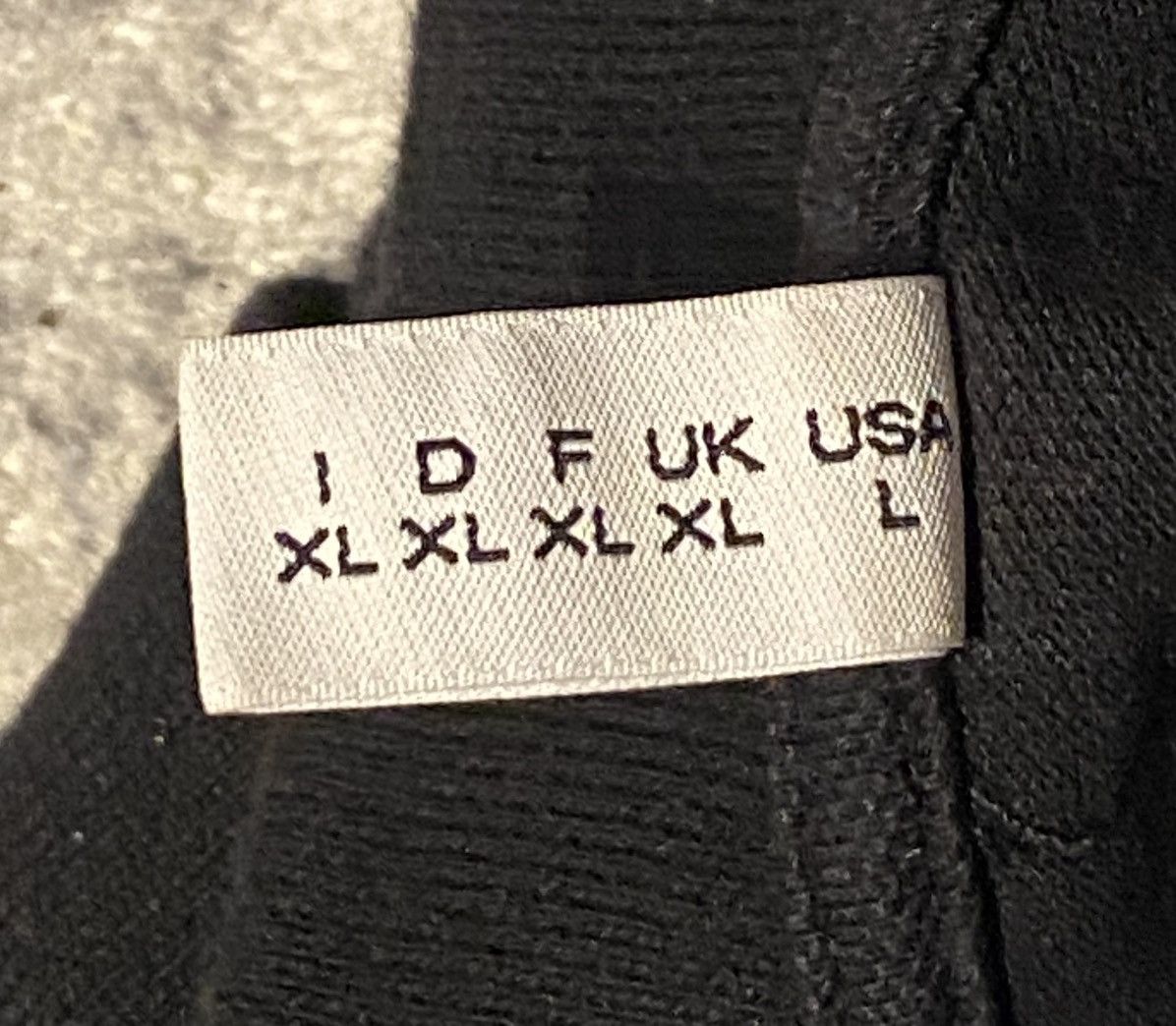 Moschino Moschino Polo Size XL / US 12-14 / IT 48-50 - 5 Thumbnail