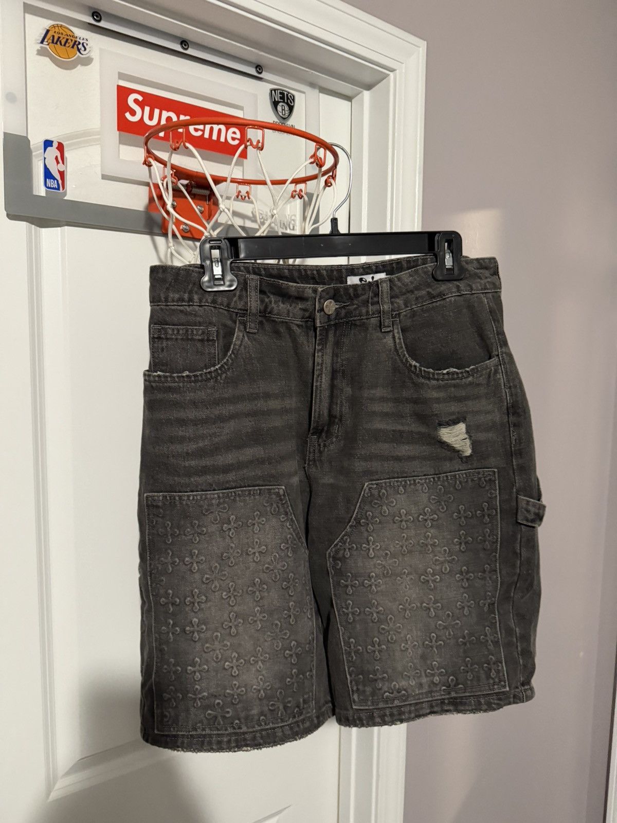 Plus One Clothing Plus one hart jorts Size US 32 / EU 48 - 1 Thumbnail