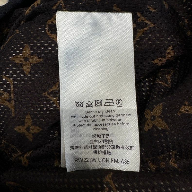 Louis Vuitton Louis Vuitton Beige striped inside presbyopic school unifo Size US XS / EU 42 / 0 - 8 Thumbnail