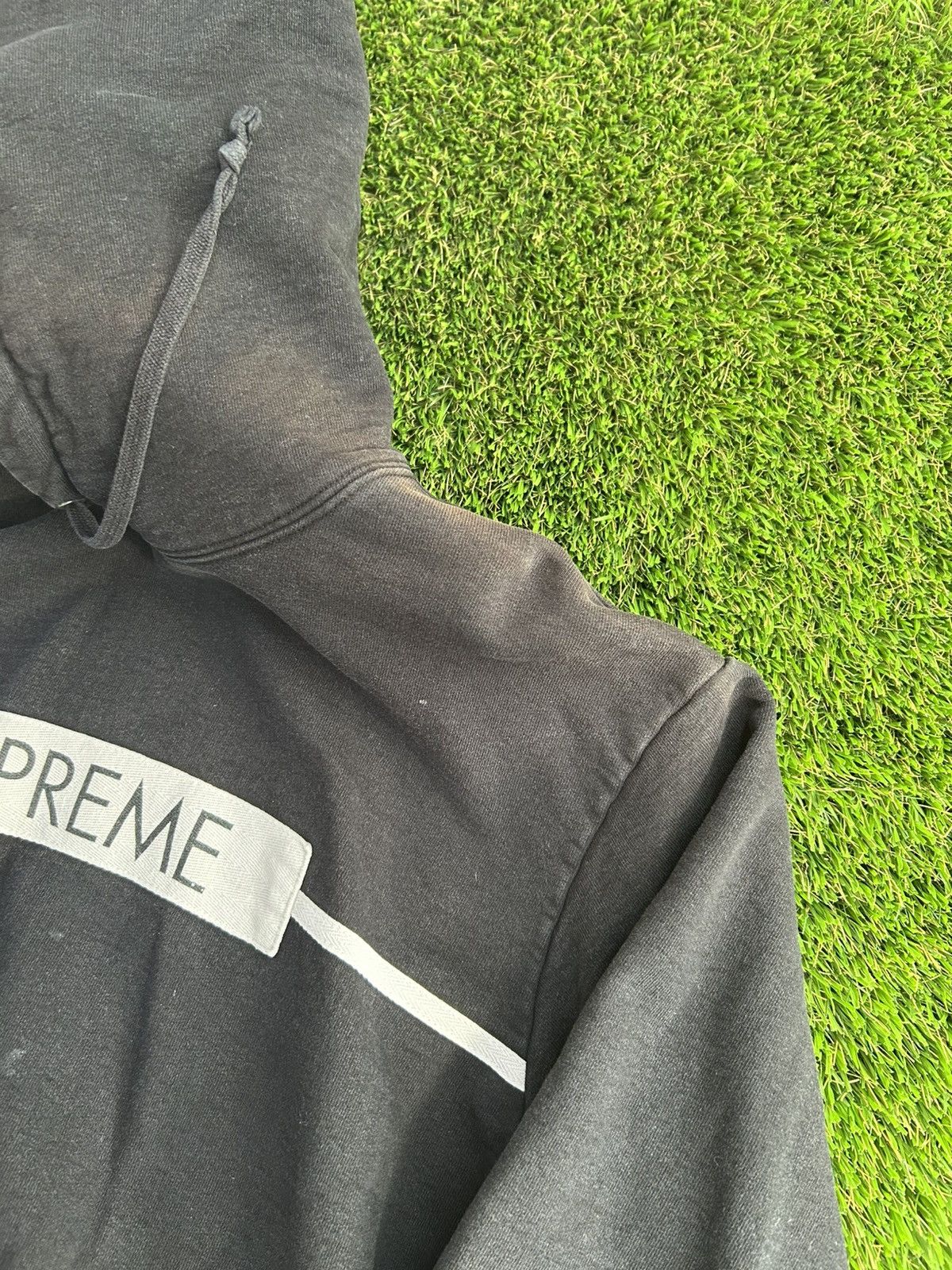 Supreme Supreme SS17 Chest Twill Tape Heavyweight Black Hoodie Size US XL / EU 56 / 4 - 6 Thumbnail