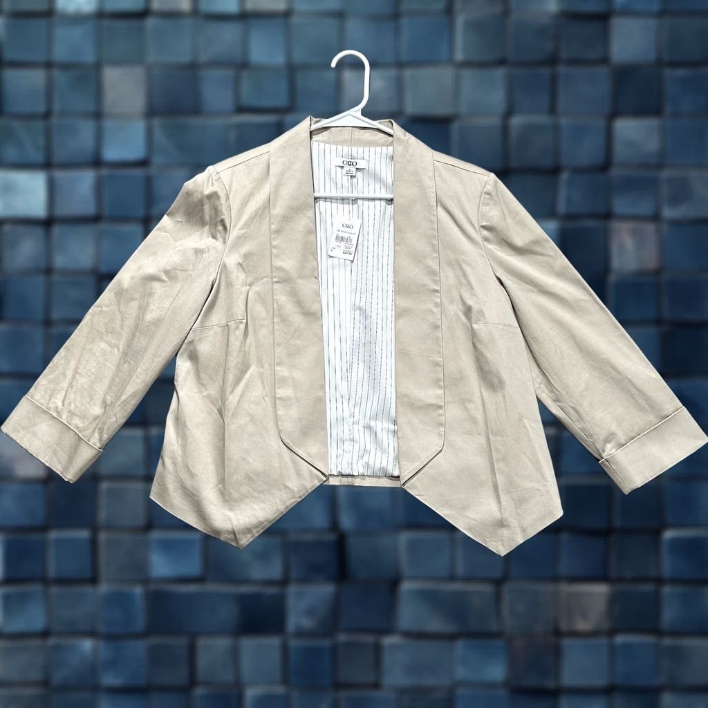 Vintage NWT Cato Blazer Womens Large Beige 3/4 Sleeve Jacket Open Front Blazer EUC Size L / US 10 / IT 46 - 1 Thumbnail