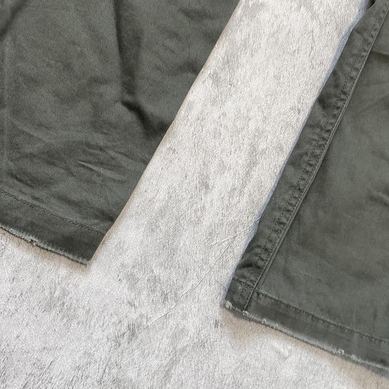 Other Khaki green cargo pants with a relaxed fit Size US M / EU 48-50 / 2 - 5 Thumbnail