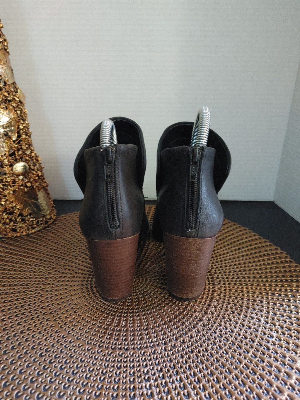 Gianni Valentino Gianni Bini Expa-Dition Booties Size 8.5 Size US 8.5 / IT 38.5 - 4 Thumbnail