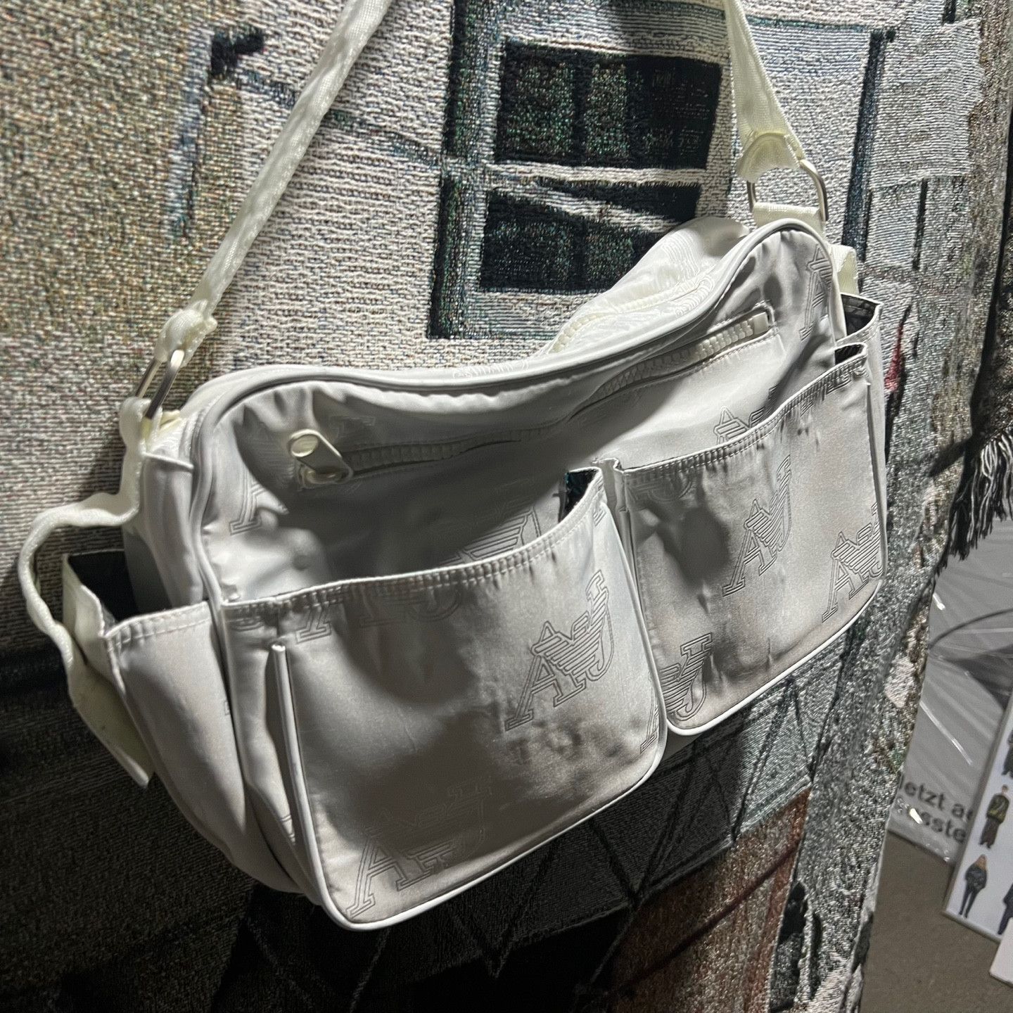 Armani Armani Jean Shoulder Bag White Size ONE SIZE - 2 Thumbnail