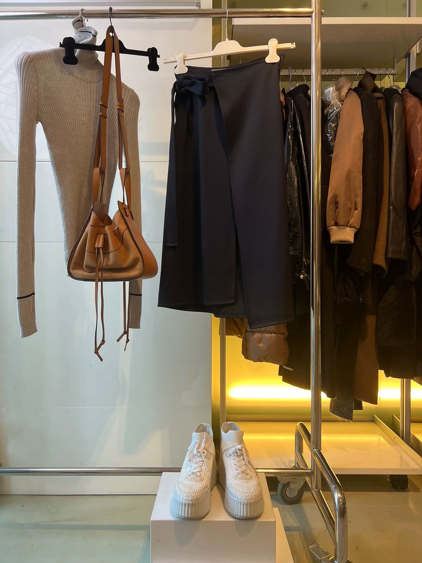 Celine Celine Luxury Twill Texture Skirt 34 (New, HK) Size 24" / US 00 / IT 34 - 2 Thumbnail
