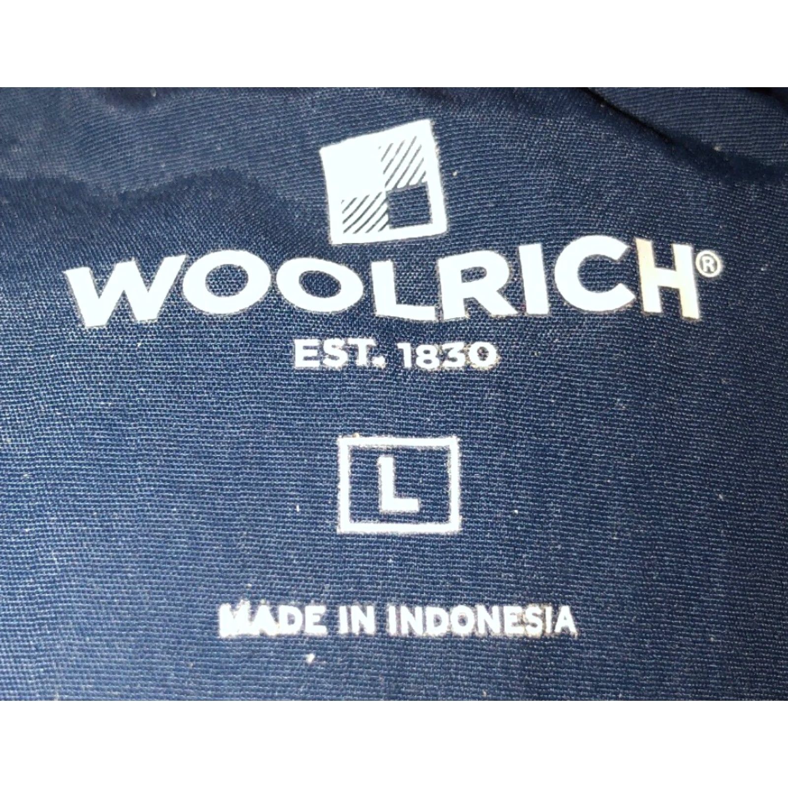 Vintage Woolrich Woolrich Mens Blue 1/2 Snap Button Polyester Sweater Size L Size US L / EU 52-54 / 3 - 5 Thumbnail
