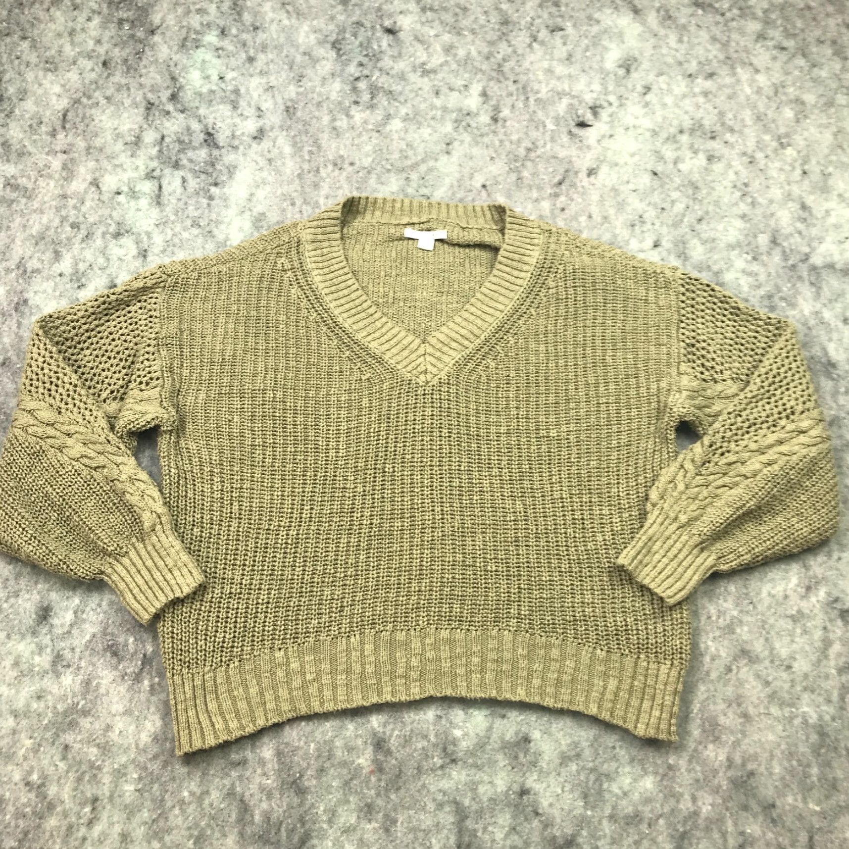 American Eagle Outfitters American Eagle Outfitters Sweater Womens Medium Green Cable Knit Long Sleeve V-Neck Pullover Size M / US 6-8 / IT 42-44 - 2 Thumbnail