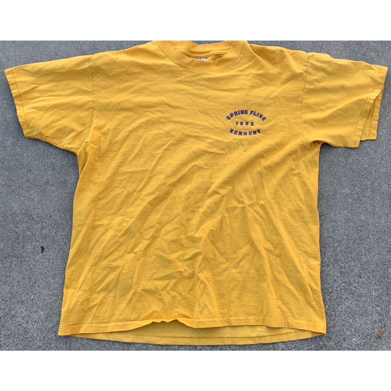Vintage VINTAGE Powderpuff 1993 Spring Fling Kennedy t-shirt single stitch XL Men T-Shirt 90s Yellow Gold Graphic Print 1993 POWDER PUFF Fashion Size US XL / EU 56 / 4 - 5 Thumbnail