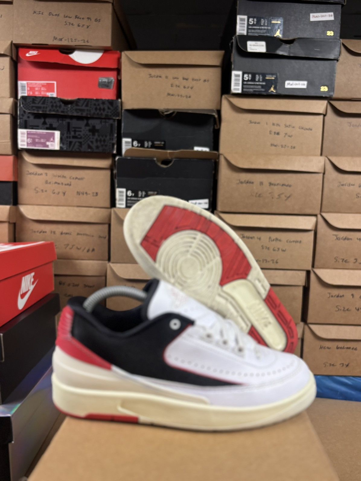 Jordan Brand Air Jordan 2 low Chicago twist Size US 7 / IT 37 - 1 Thumbnail