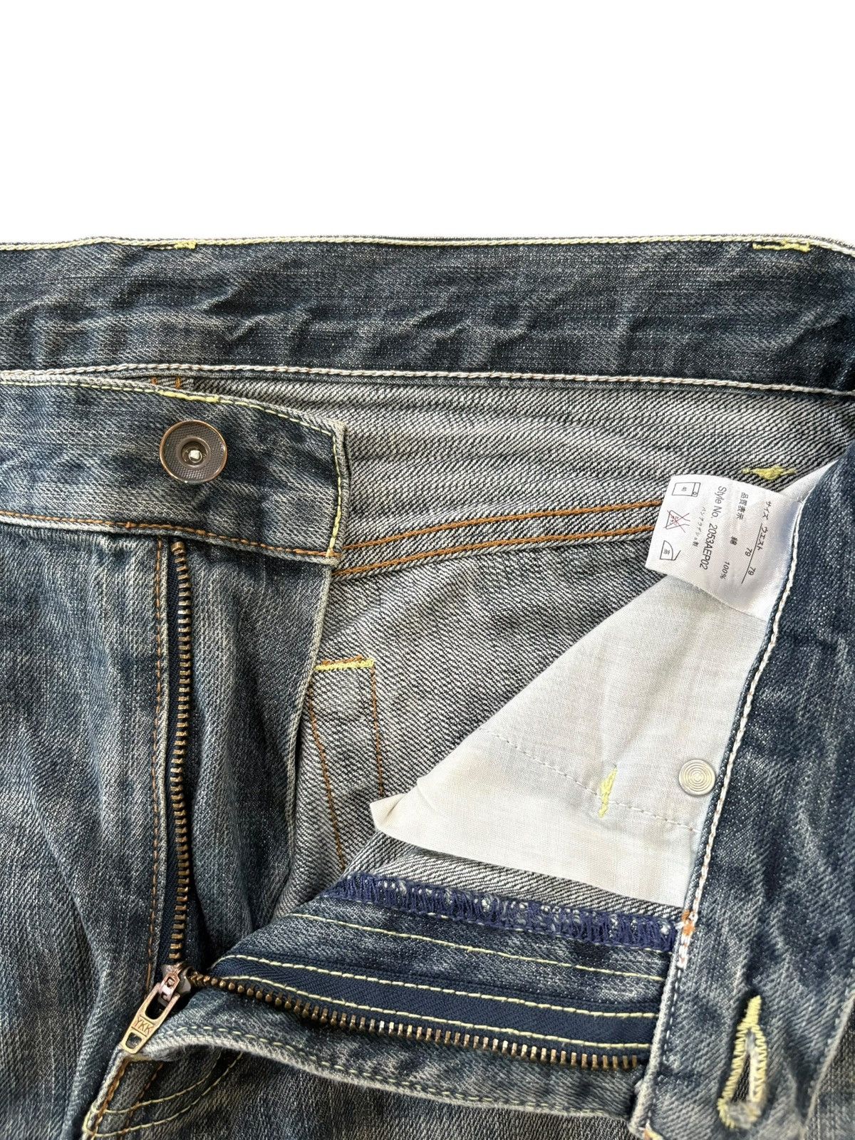 Uniqlo Vintage Japanese Brand Mud Wash Distressed Jeans Size US 31 - 5 Thumbnail