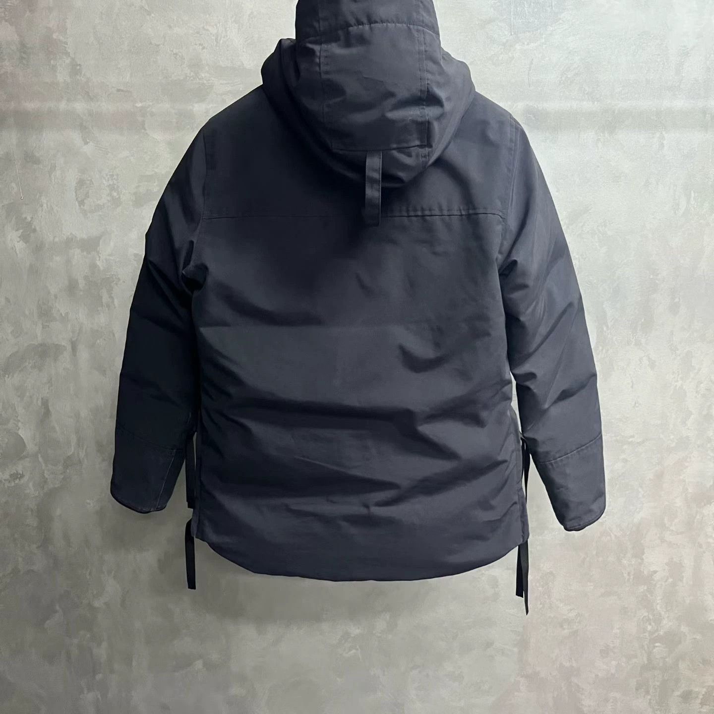 Canada Goose canada goose navy blue hooded down jacket Size US S / EU 44-46 / 1 - 2 Thumbnail